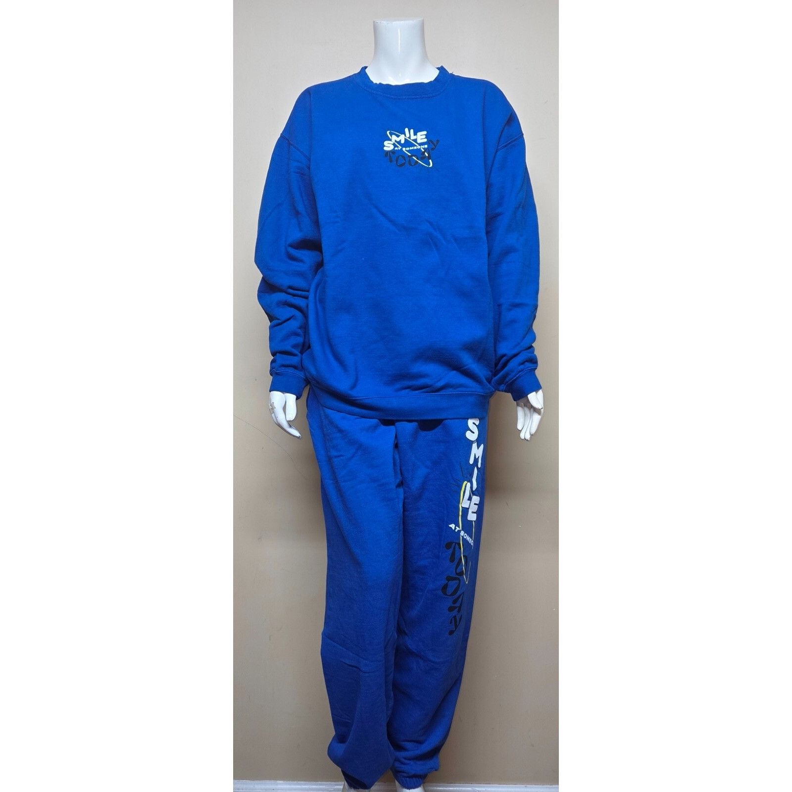Other NAI Smile at someone Today Sweatpants Set XL Size Size XL / US 12-14 / IT 48-50 - 1 Thumbnail