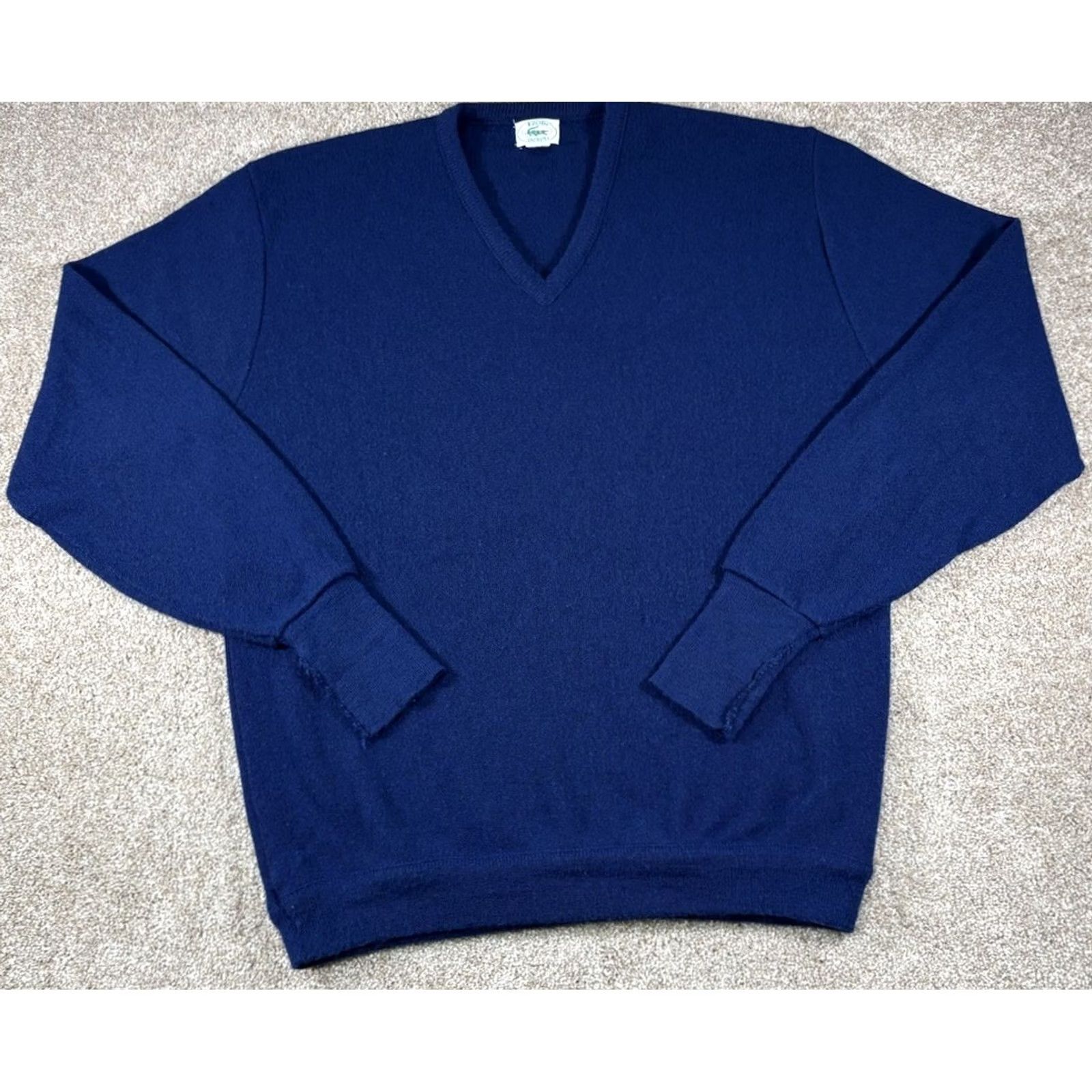 Izod VINTAGE Izod Lacoste Sweater Blue V-Neck Pullover Tall XL TLT Men’s Pullover Casual Business Size US XL / EU 56 / 4 - 2 Thumbnail