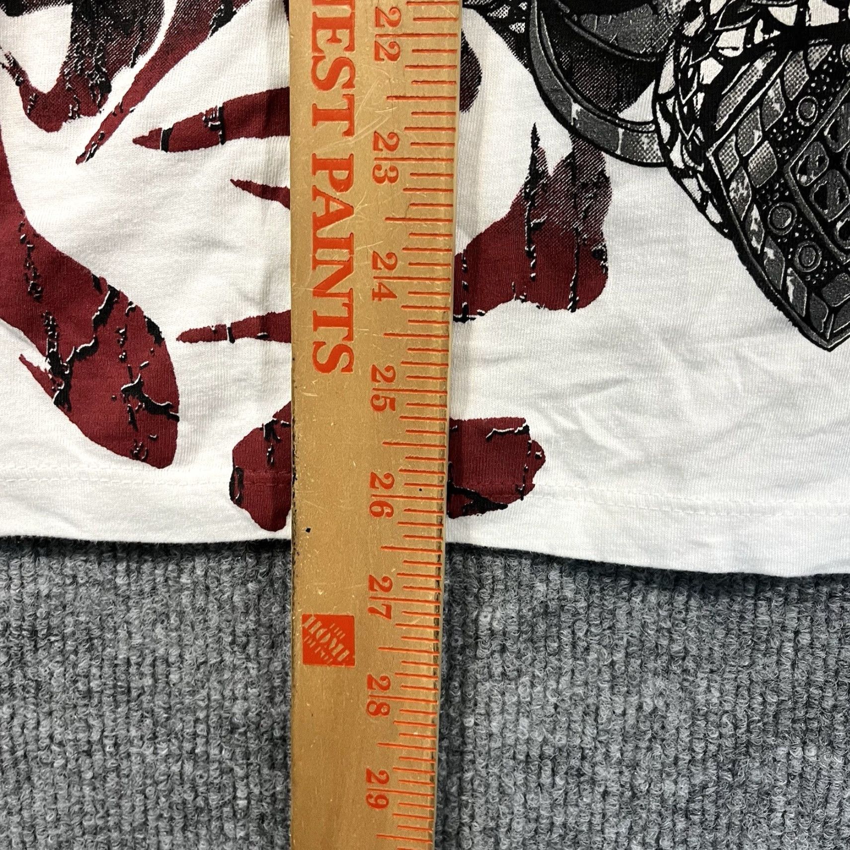 Vintage Key Closet Shirt Mens M White Cross T-Shirt Y2K Grunge Art Vintage Dragon Size US M / EU 48-50 / 2 - 5 Thumbnail