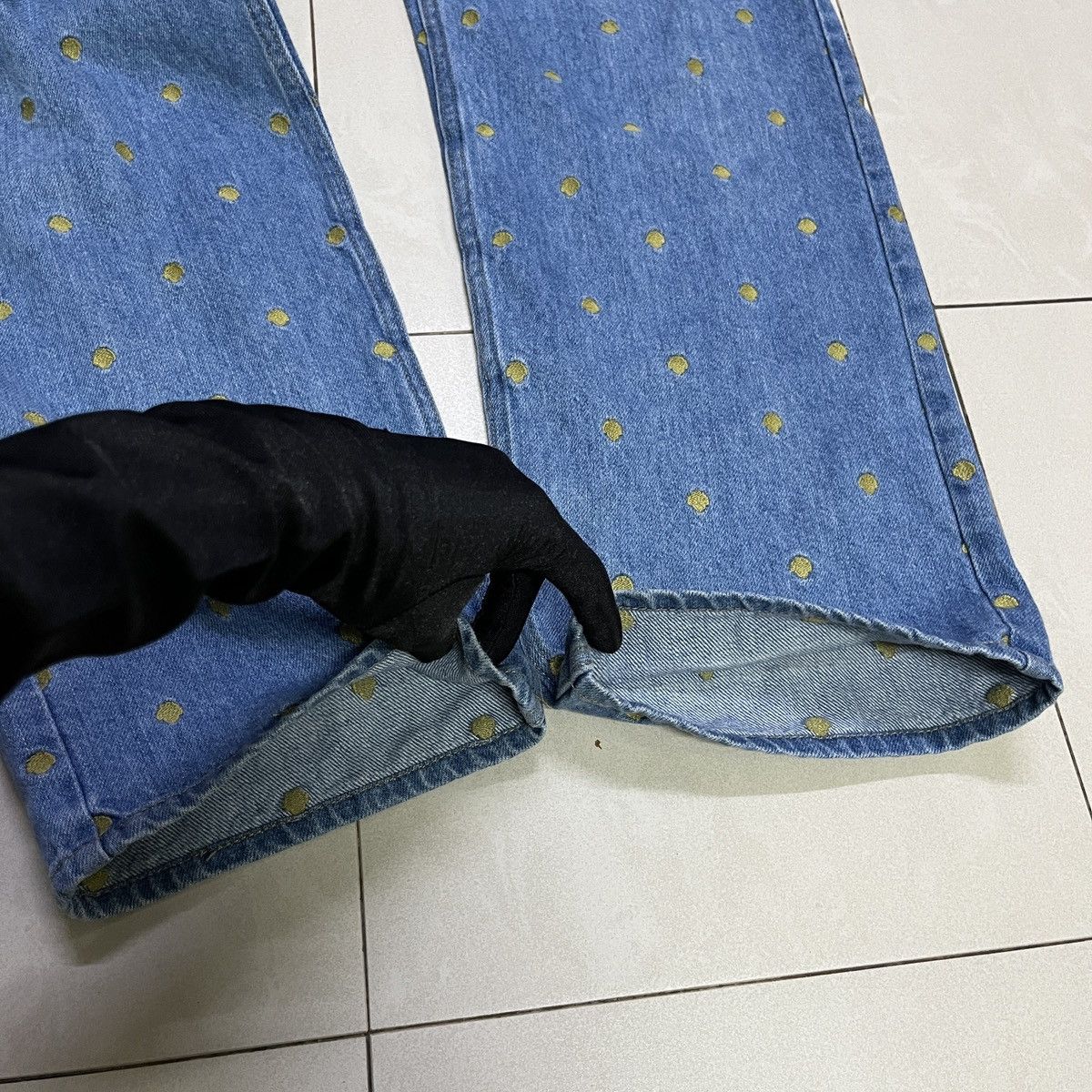 Japanese Brand Vintage Allover Polkadots Embroidered Jeans Size US 29 - 3 Thumbnail