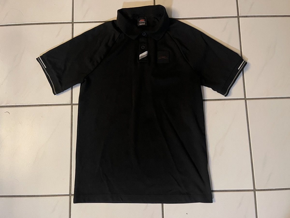 Formula 1 F1 Formula 1 Racing Official Iconic Polo Shirt Men's Medium Size US M / EU 48-50 / 2 - 1 Thumbnail