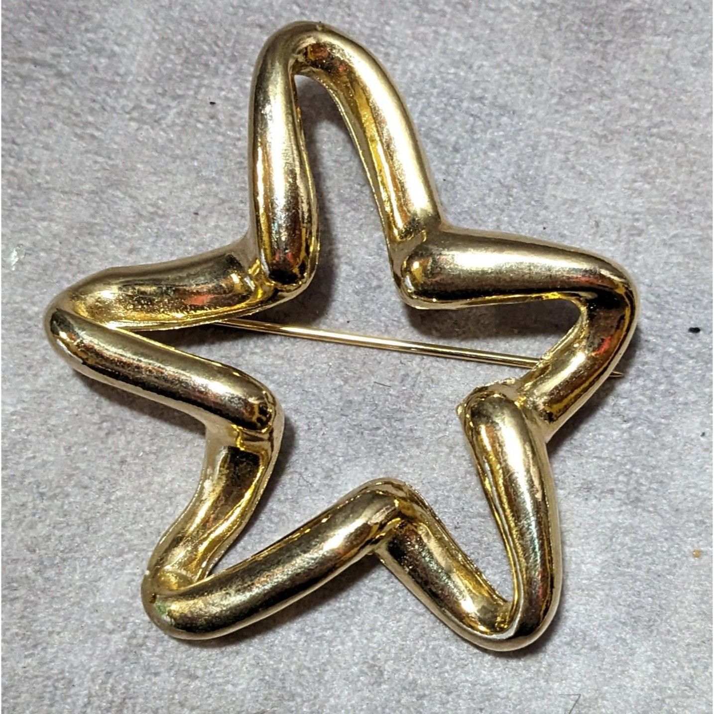 Other Vintage 60s Gold Tone Stylized Open Star Brooch Size ONE SIZE - 4 Thumbnail
