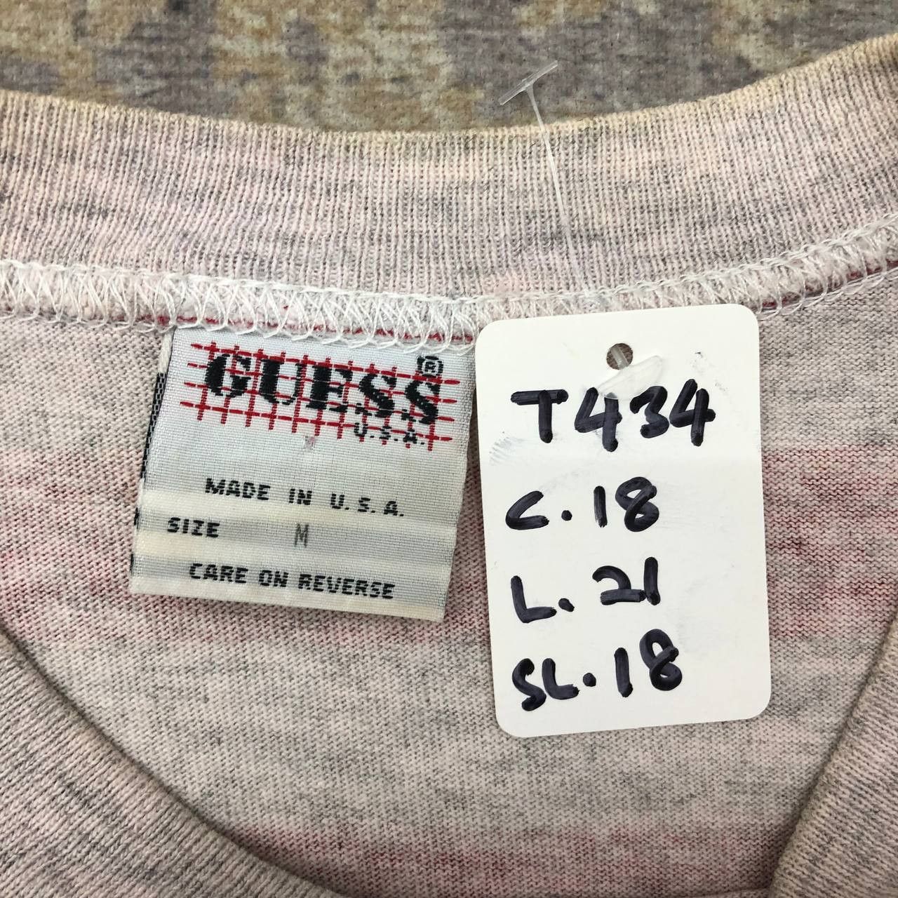 Guess T434 ICONIC GUESS JEANS USA CROPPED TEE Size M / US 6-8 / IT 42-44 - 5 Thumbnail