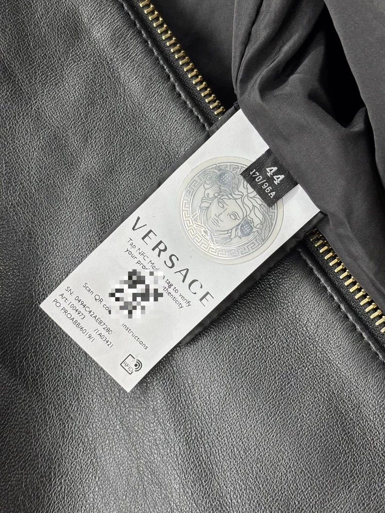 Versace Versace Black sheepskin embroidered jacket coat Size M / US 6-8 / IT 42-44 - 5 Thumbnail