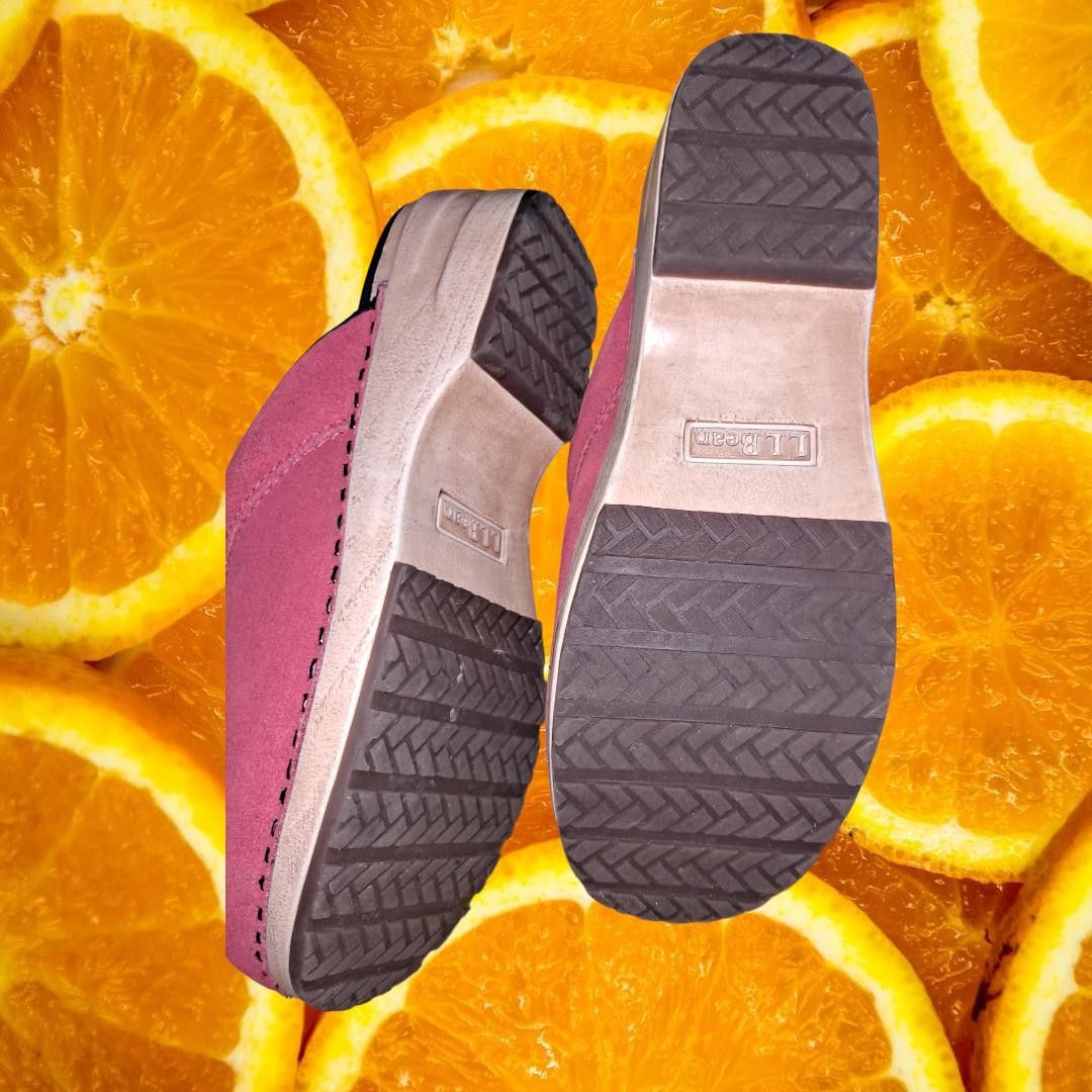 L.L. Bean L.L. Bean Salmon Color Clog Mule Shoe with Anchor on the Fro Size US 6 / IT 36 - 6 Thumbnail