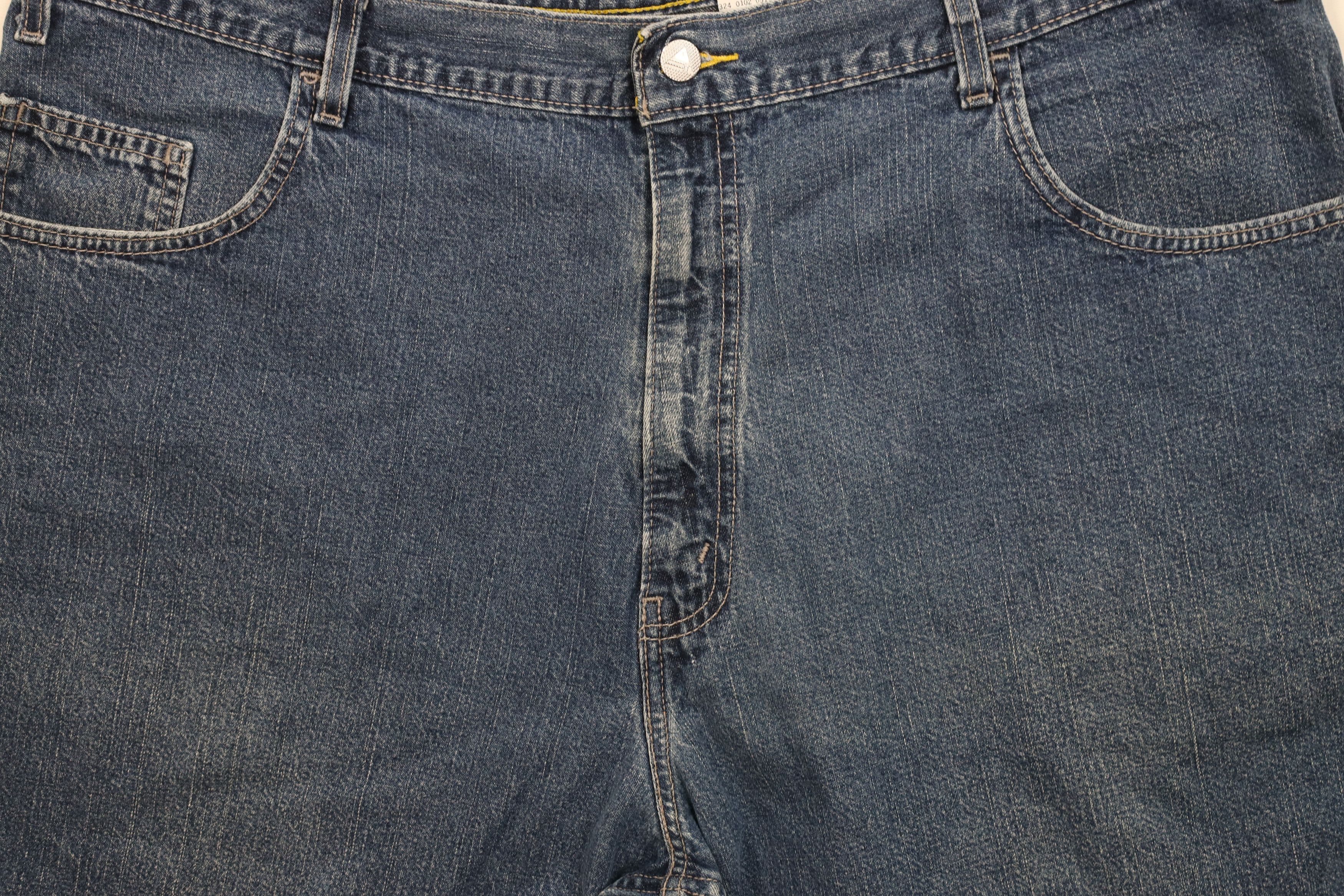 Levi's Vintage Y2K 2002 Levis SilverTab Fit Denim Jean Shorts Jorts Size US 42 / EU 58 - 3 Thumbnail