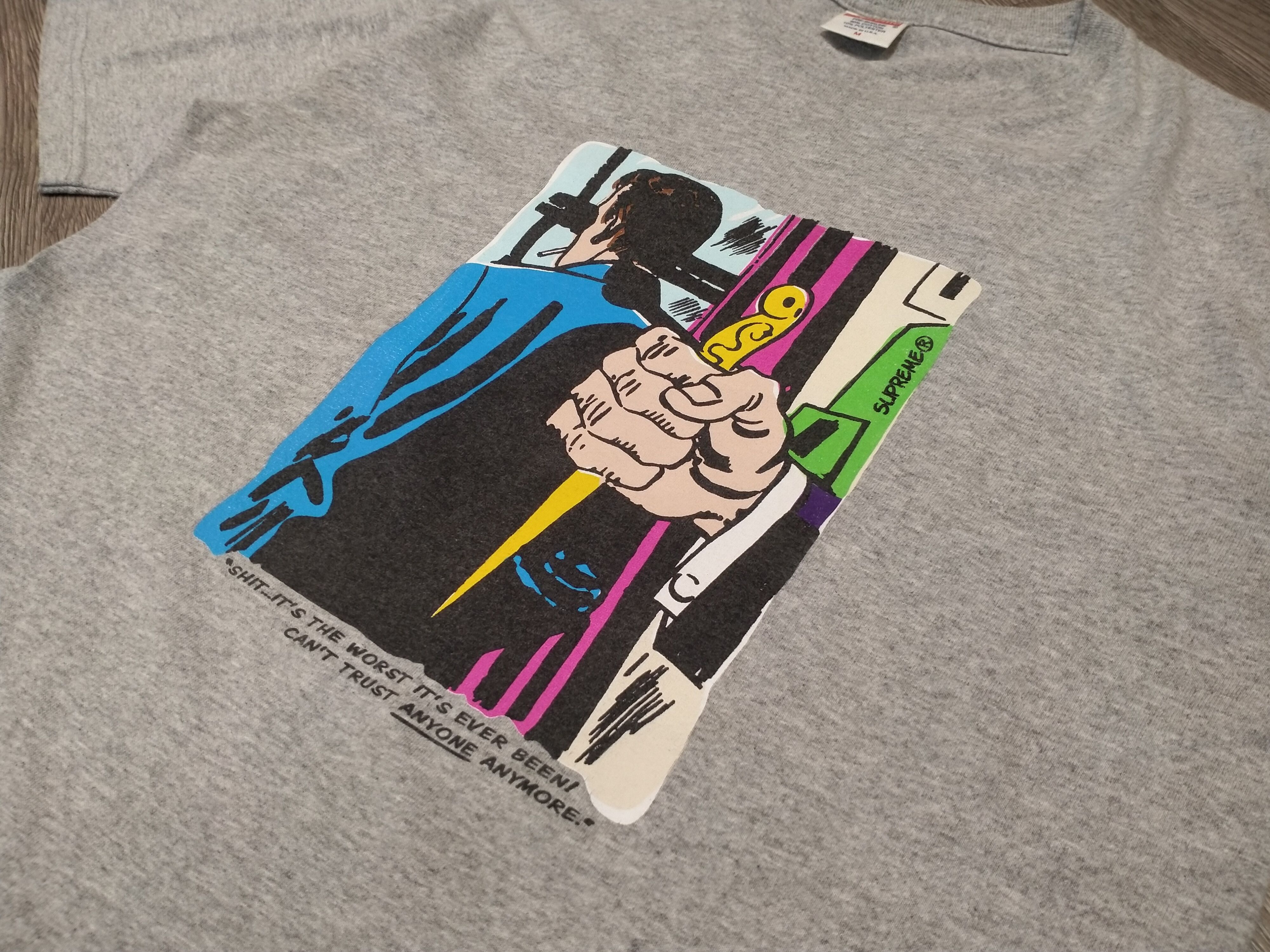 Supreme Supreme FW09 Cant Trust Anyone Tee Size US M / EU 48-50 / 2 - 2 Thumbnail
