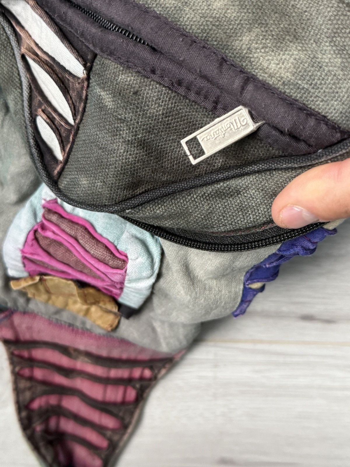 Designer × Other × Vintage bohemian patchwork sling bag peace symbol hippie style Size 32 - 2 Thumbnail