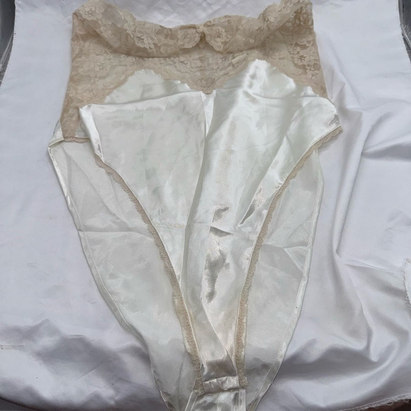 Victoria's Secret VTG gold tag Victorias Secret one piece neglige Size ONE SIZE - 2 Thumbnail