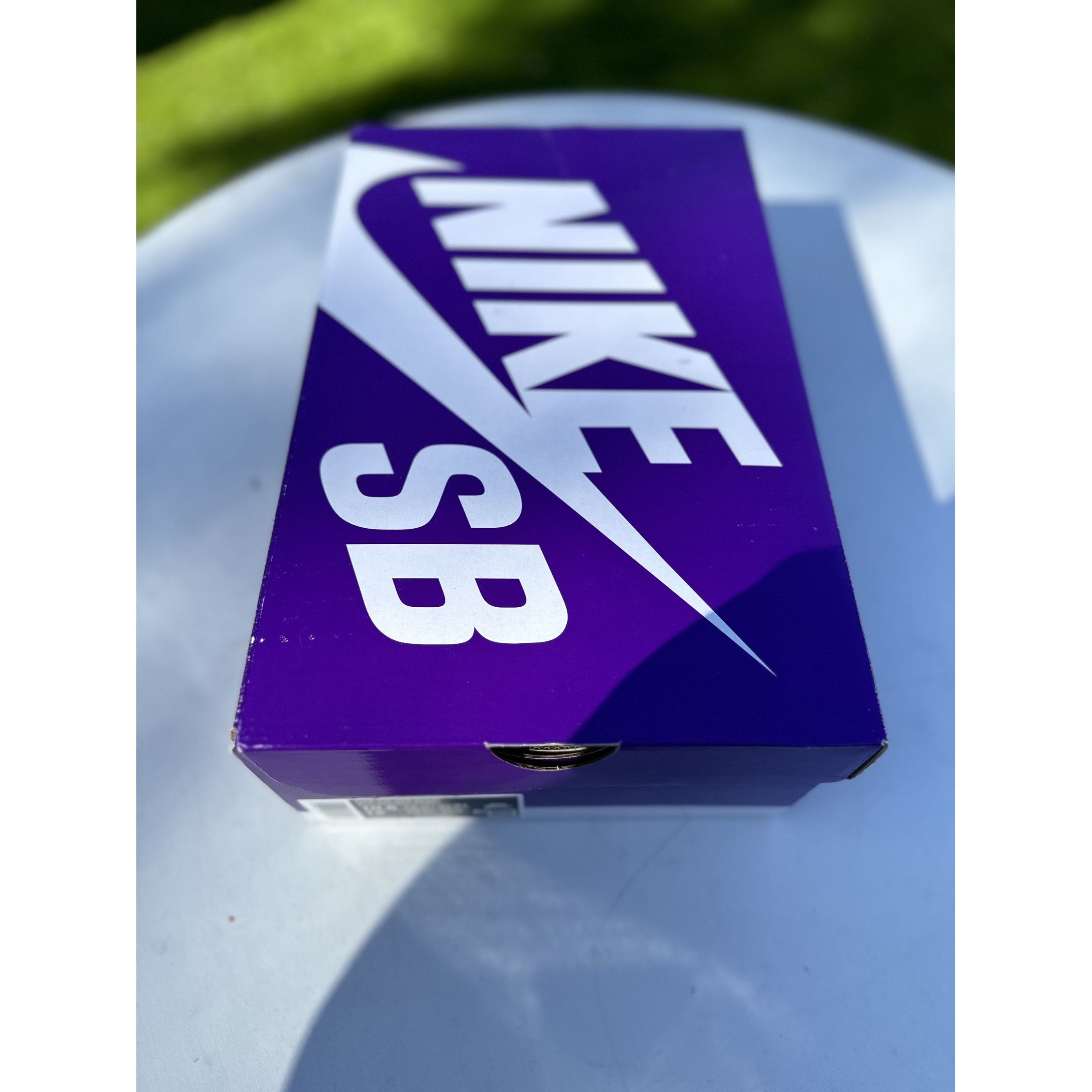 Nike Nike Air Max Ishod - Mens Athletic Shoes (Size 10.5 Mens, 12 Size US 10.5 / EU 43-44 - 9 Thumbnail