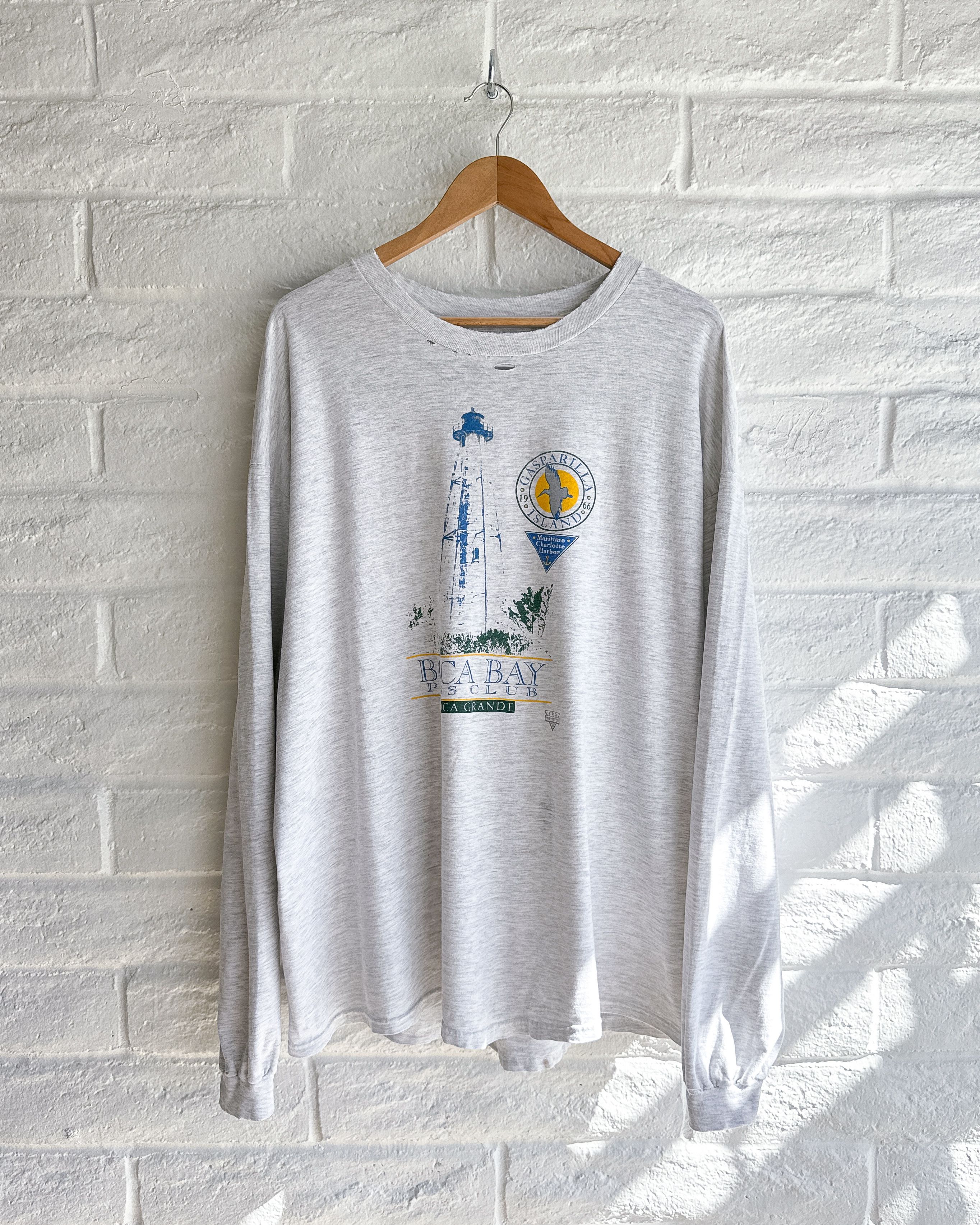 Vintage Vintage 90s Boca Bay Club T Shirt Long Sleeve XL Thrashed Size US XXL / EU 58 / 5 - 1 Thumbnail