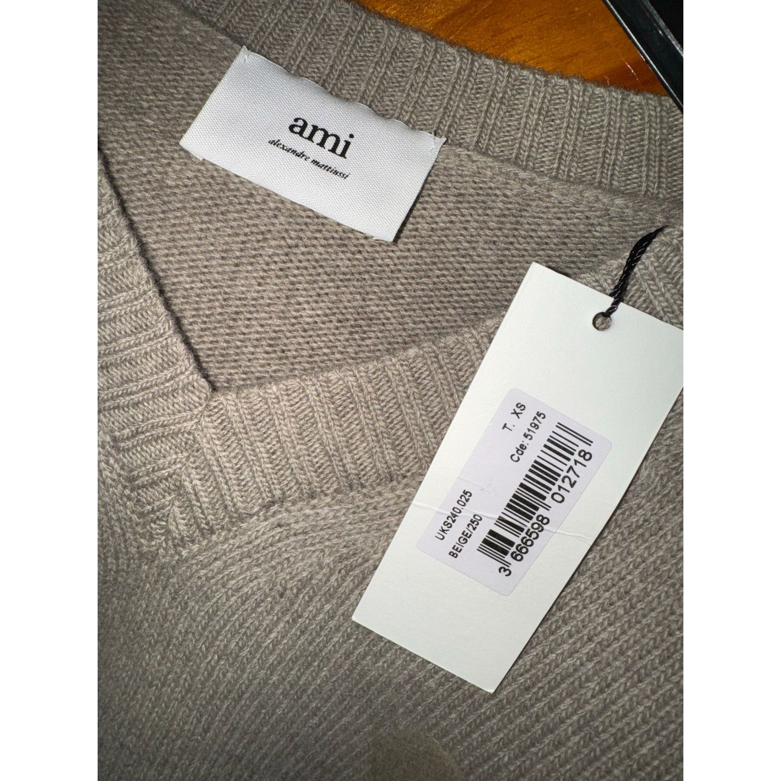 AMI AMI Needle Punch De Coeur Sweater - Beige/ XS Size US XS / EU 42 / 0 - 2 Thumbnail