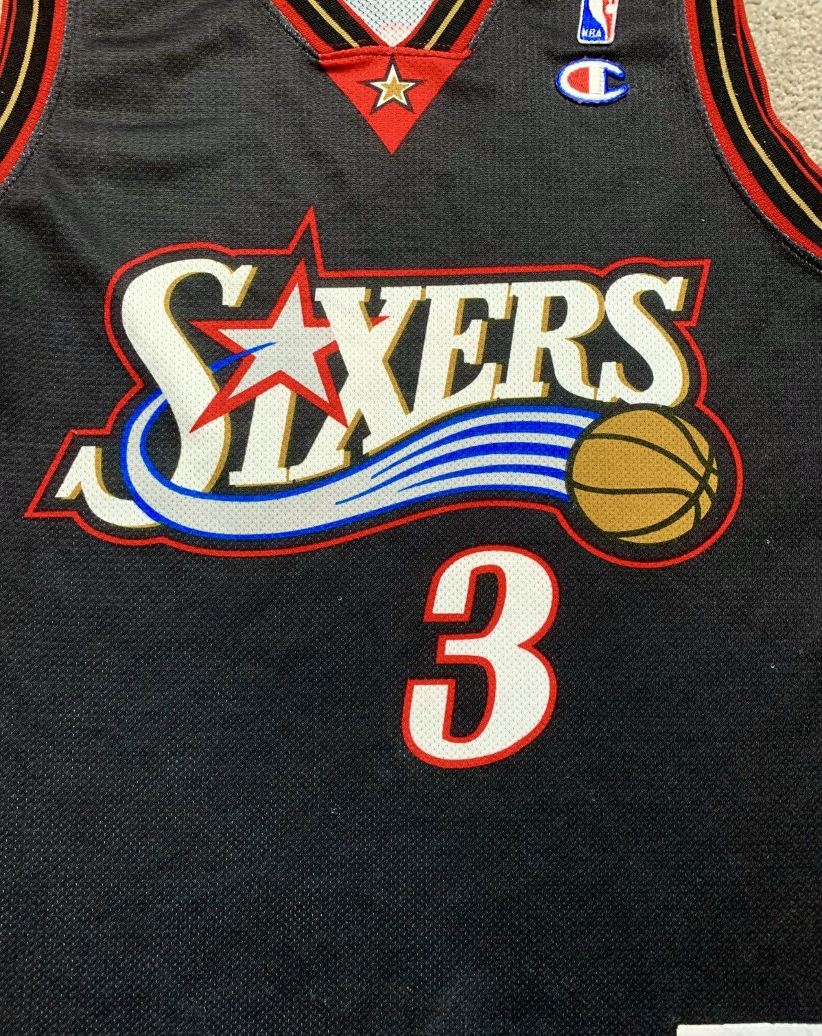 Champion Vintage Champion sixers #3 iverson NBA very rare grail Size US S / EU 44-46 / 1 - 4 Thumbnail