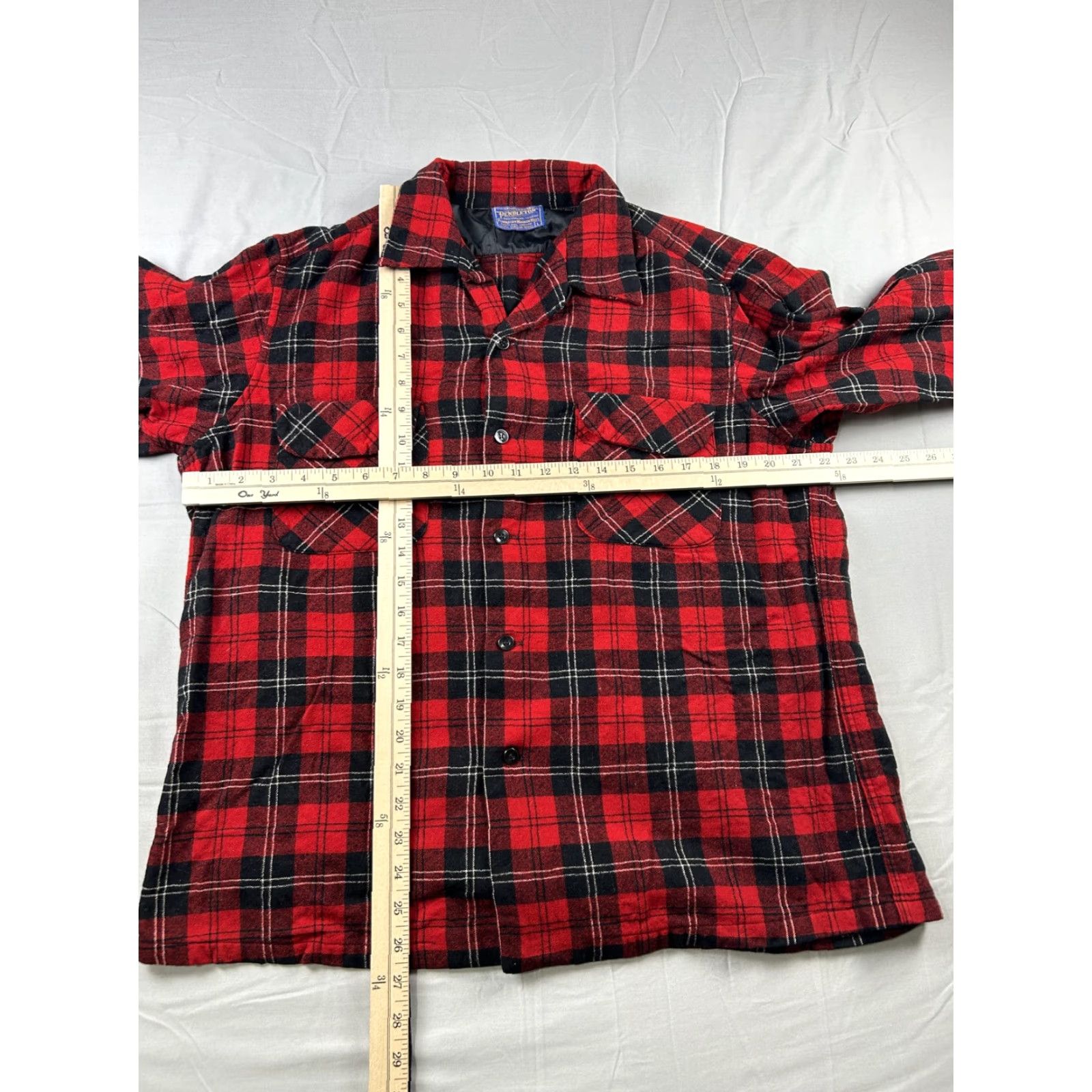 Pendleton VINTAGE Pendleton Board Shirt Mens L Red Plaid Wool Lined USA 70s Shirt Mens Large Red Plaid Wool Lined USA 70s Size US L / EU 52-54 / 3 - 5 Thumbnail