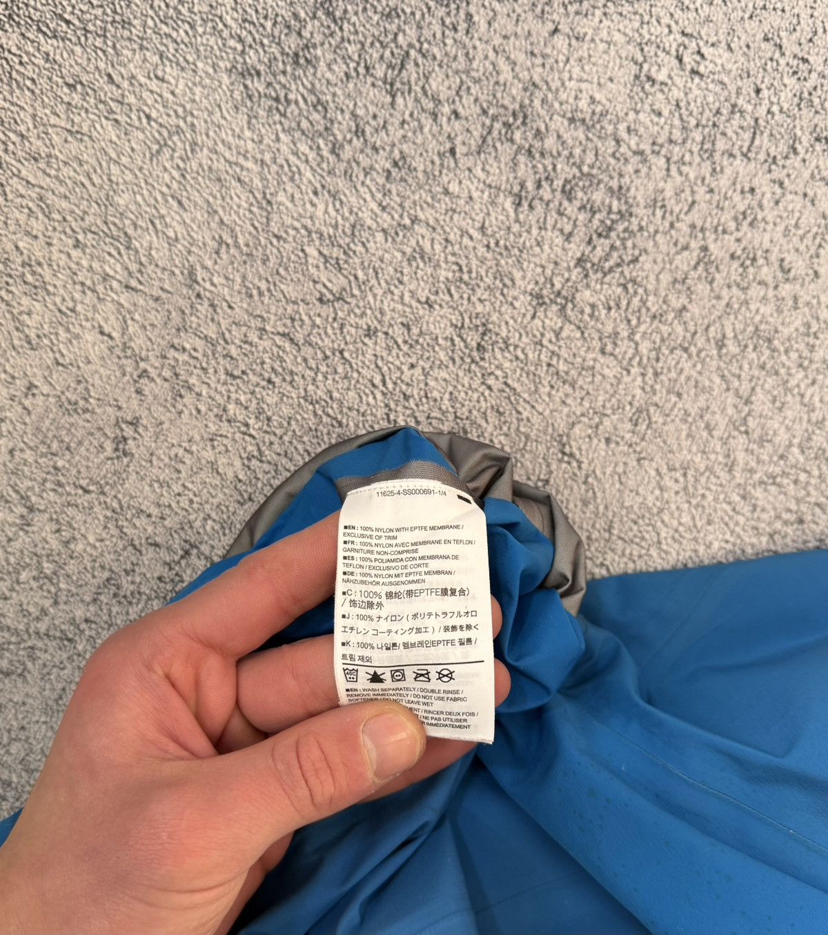 Arc'teryx Arc’teryx Women Gore-Tex Shell Jacket Blue Size S Z/LT Size S / US 4 / IT 40 - 10 Thumbnail