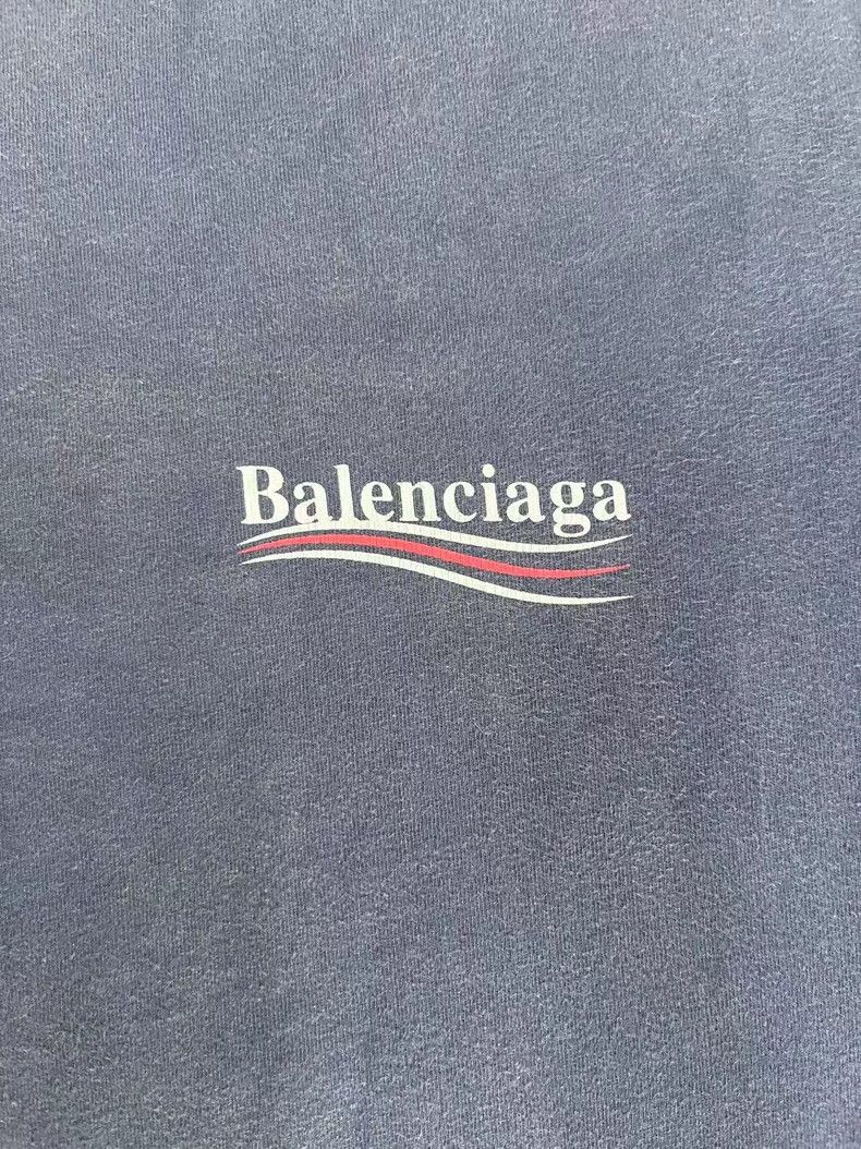 Balenciaga Balenciaga Solid monogrammed embroidered crewneck short sl Size US M / EU 48-50 / 2 - 3 Thumbnail