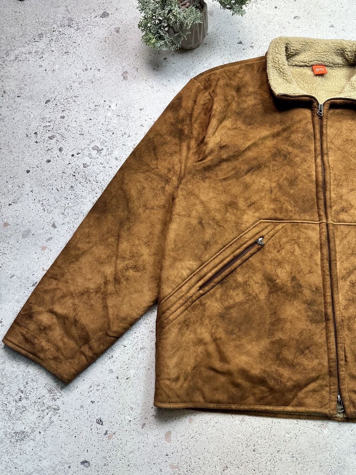 Hugo × Vintage Beautiful Men's HUGO BOSS Tan Faux Sheepskin & Fleece Jacket Size US L / EU 52-54 / 3 - 2 Thumbnail