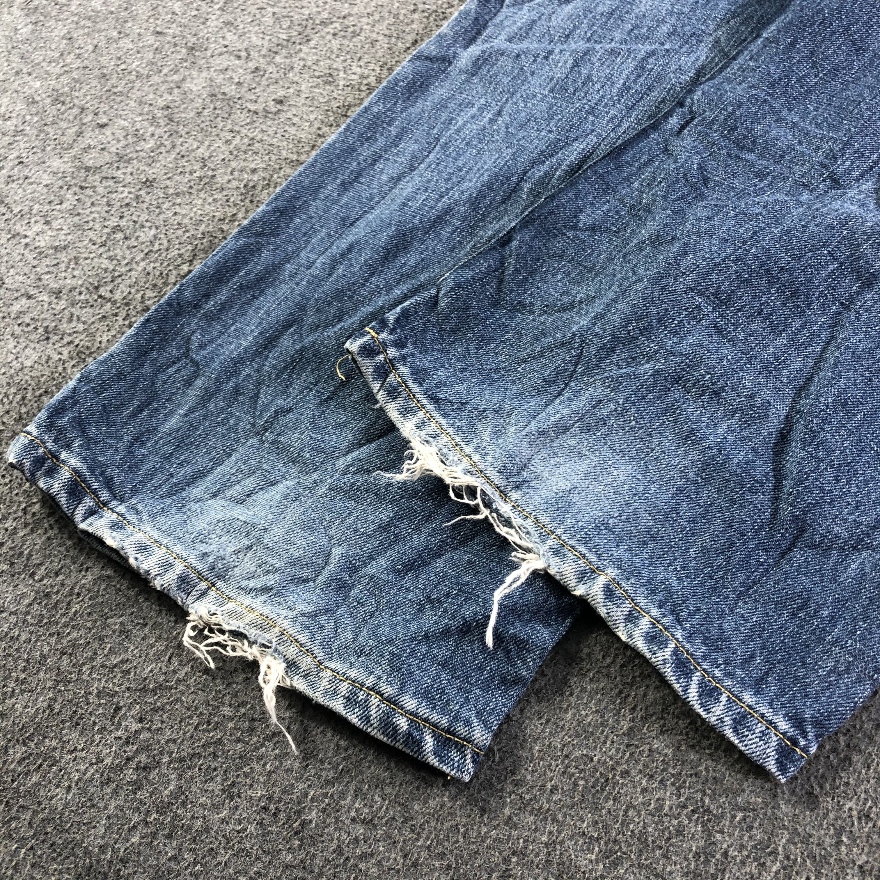 Levi's Vintage Blue Wash Levis 502 Jeans-J3970 Size US 35 - 6 Thumbnail