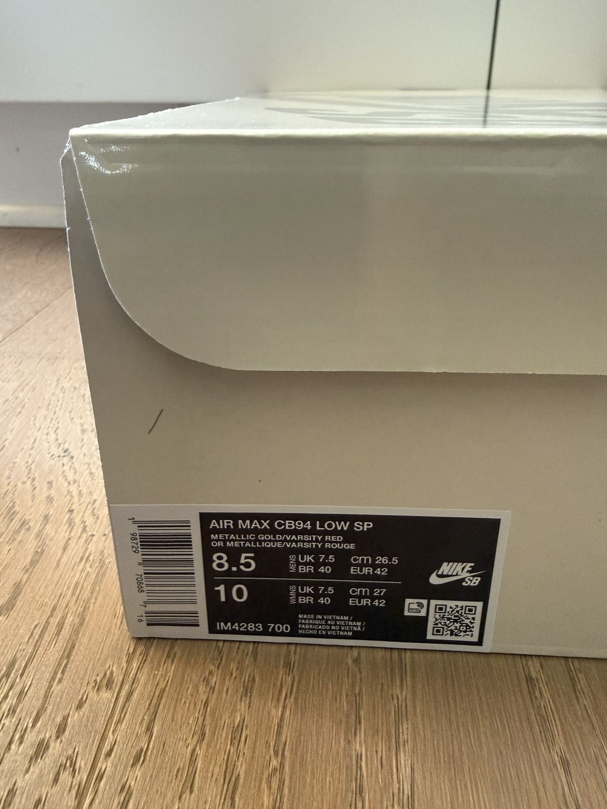 Nike × Supreme Nike SB Air Max 2 CB ‘94 Low Supreme Metallic Gold Size 8.5 Size US 8.5 / EU 41-42 - 9 Thumbnail