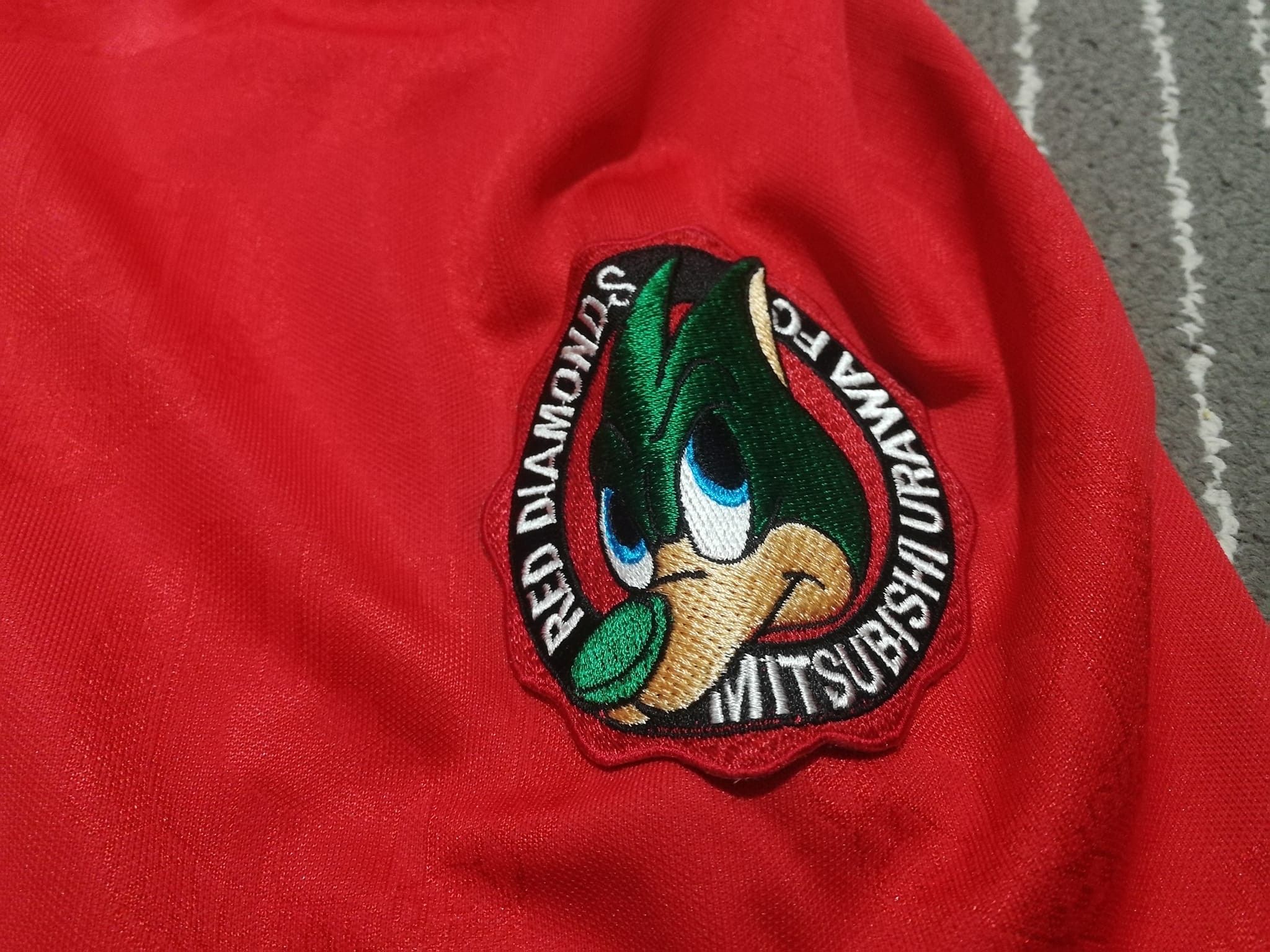 Japanese Brand × Vintage Vintage Urawa Red FC Single stich M 1813 Size US M / EU 48-50 / 2 - 7 Thumbnail