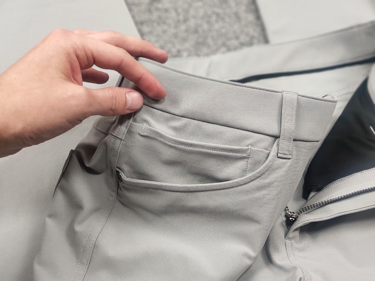 Lululemon Lululemon selvedge mens gray Stretch Trouser Chino Pants Size US 31 - 10 Thumbnail