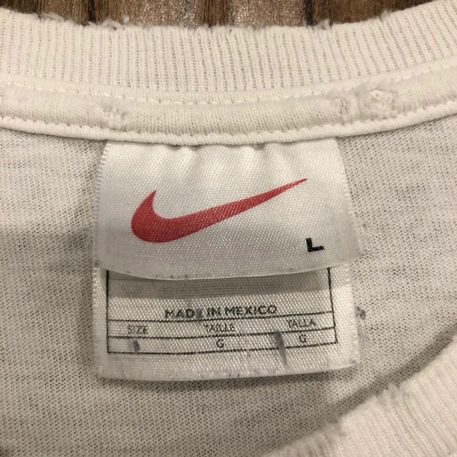 Nike × Vintage Vintage 90s Nike Just Do It Tee Size US M / EU 48-50 / 2 - 6 Thumbnail