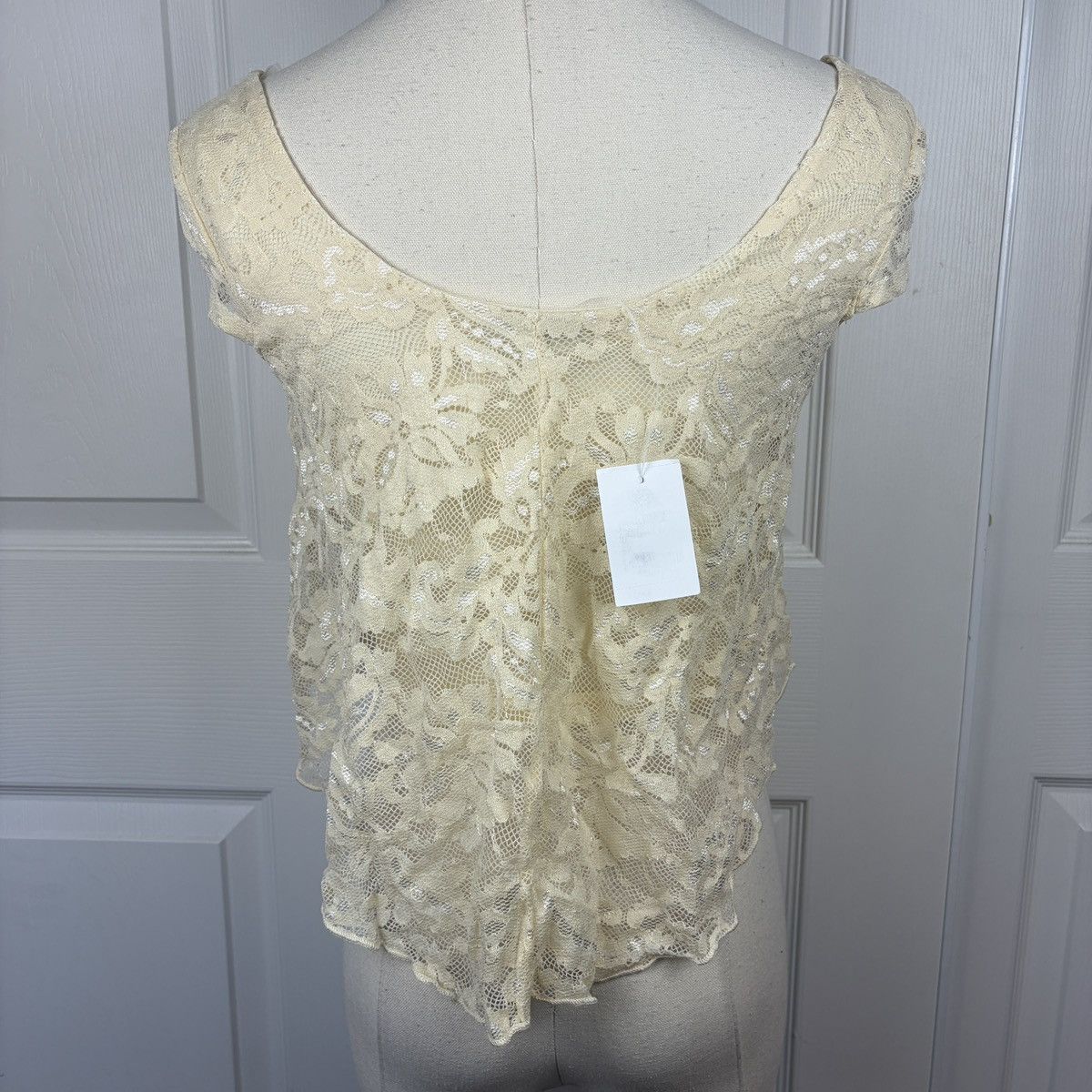Other Charlotte Russe cream lace top Size XS / US 0-2 / IT 36-38 - 3 Thumbnail