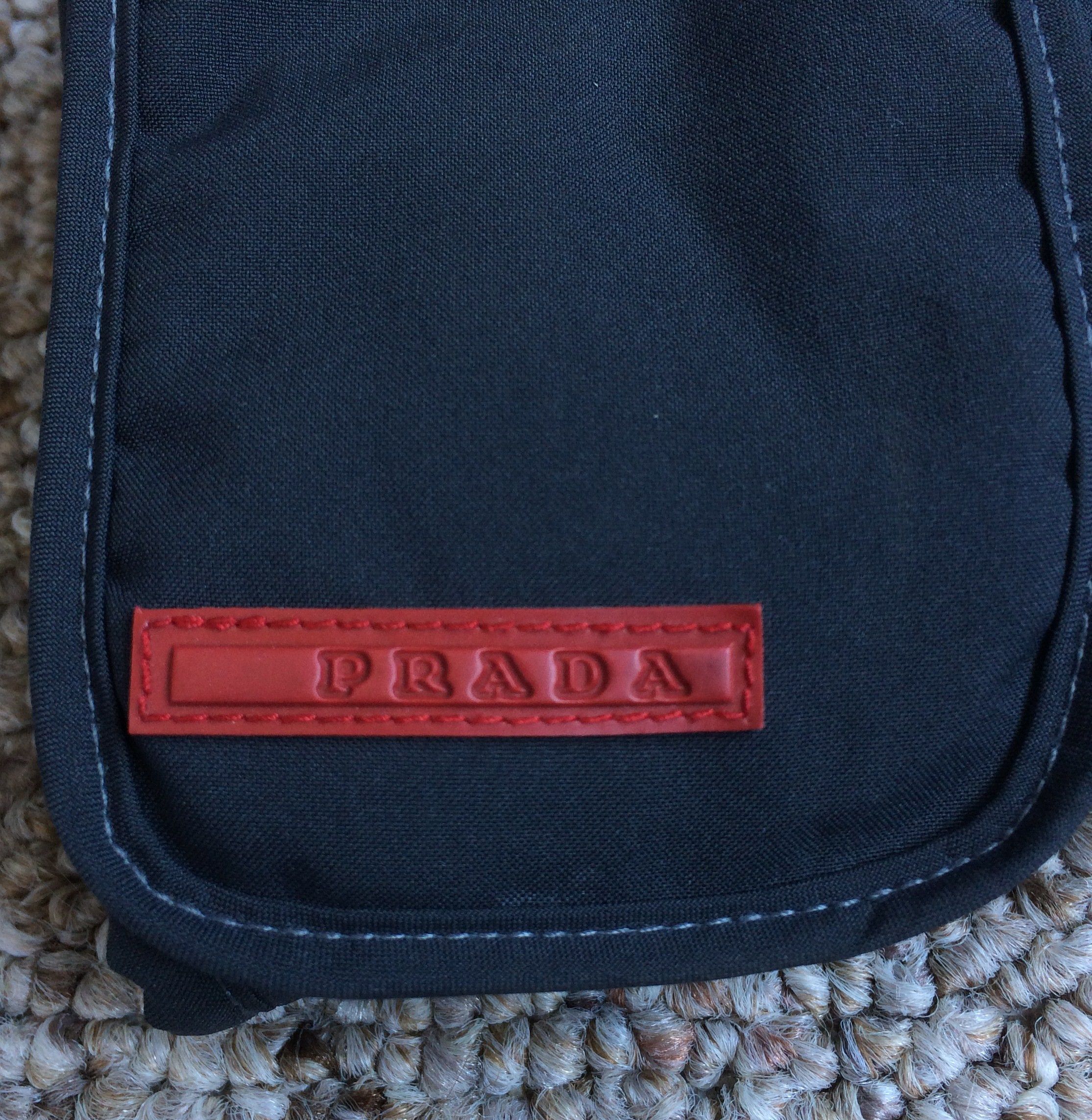 Prada Prada Linea Rossea Logo Winter Gloves Size ONE SIZE - 3 Thumbnail