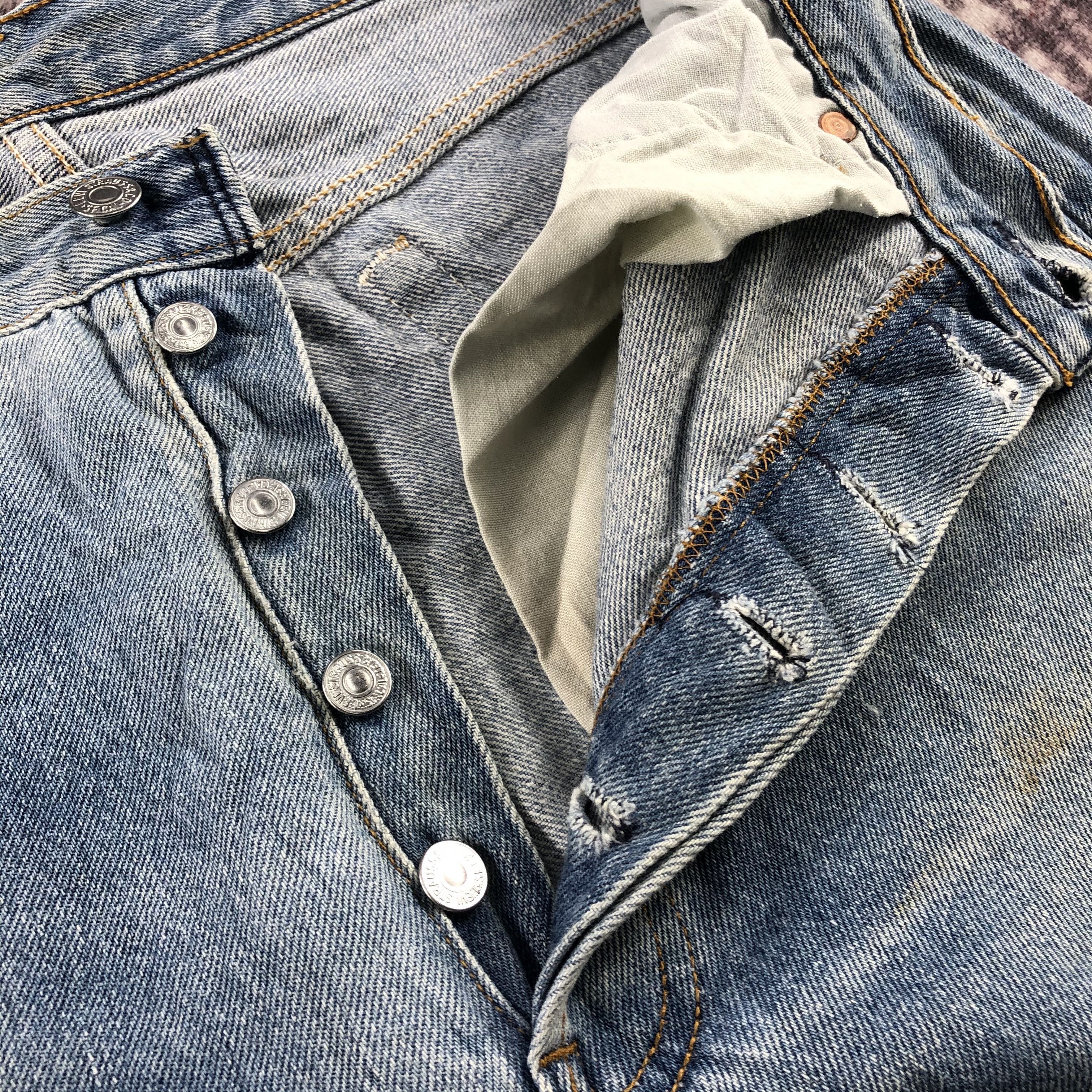 Levi's Vintage 90s Blue Wash Levis 501 Jeans-JM3035 Size US 32 / EU 48 - 12 Thumbnail