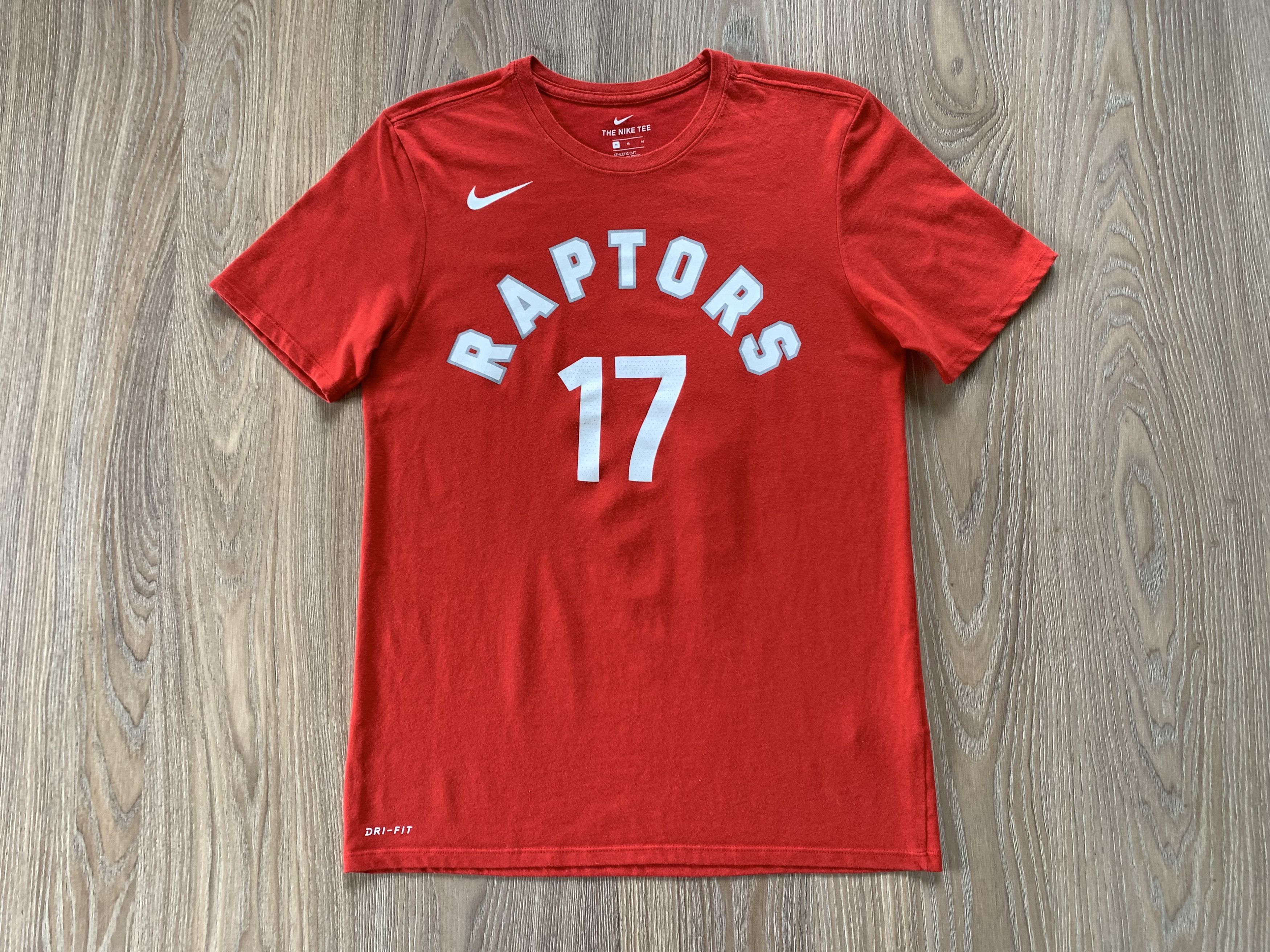 NBA × Nike × Vintage Nike Vintage Toronto Raptors Jonas Valanciunas 17 T-Shirt Size US M / EU 48-50 / 2 - 2 Thumbnail