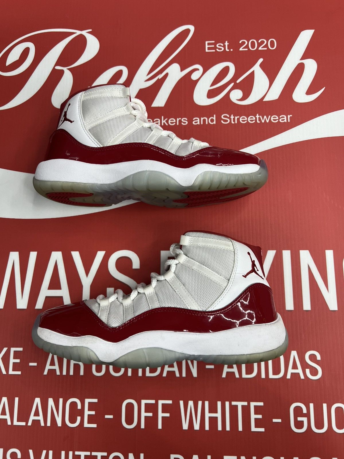 Jordan Brand Air Jordan 11 Cherry Size 6y Size US 6 / EU 39 - 2 Thumbnail