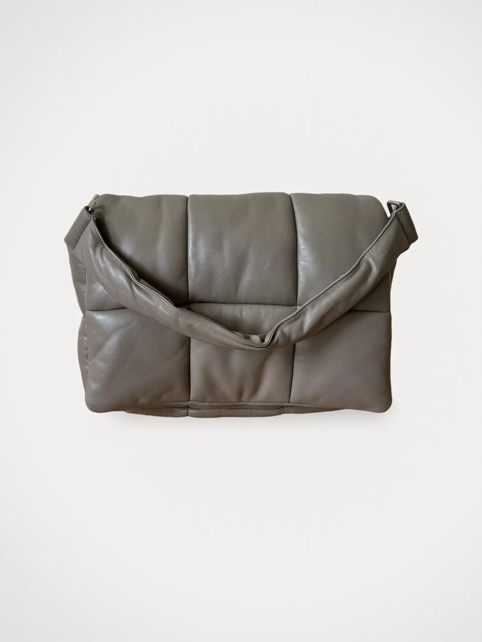 Stand Studio Crossbody Bag in Beige, Women's