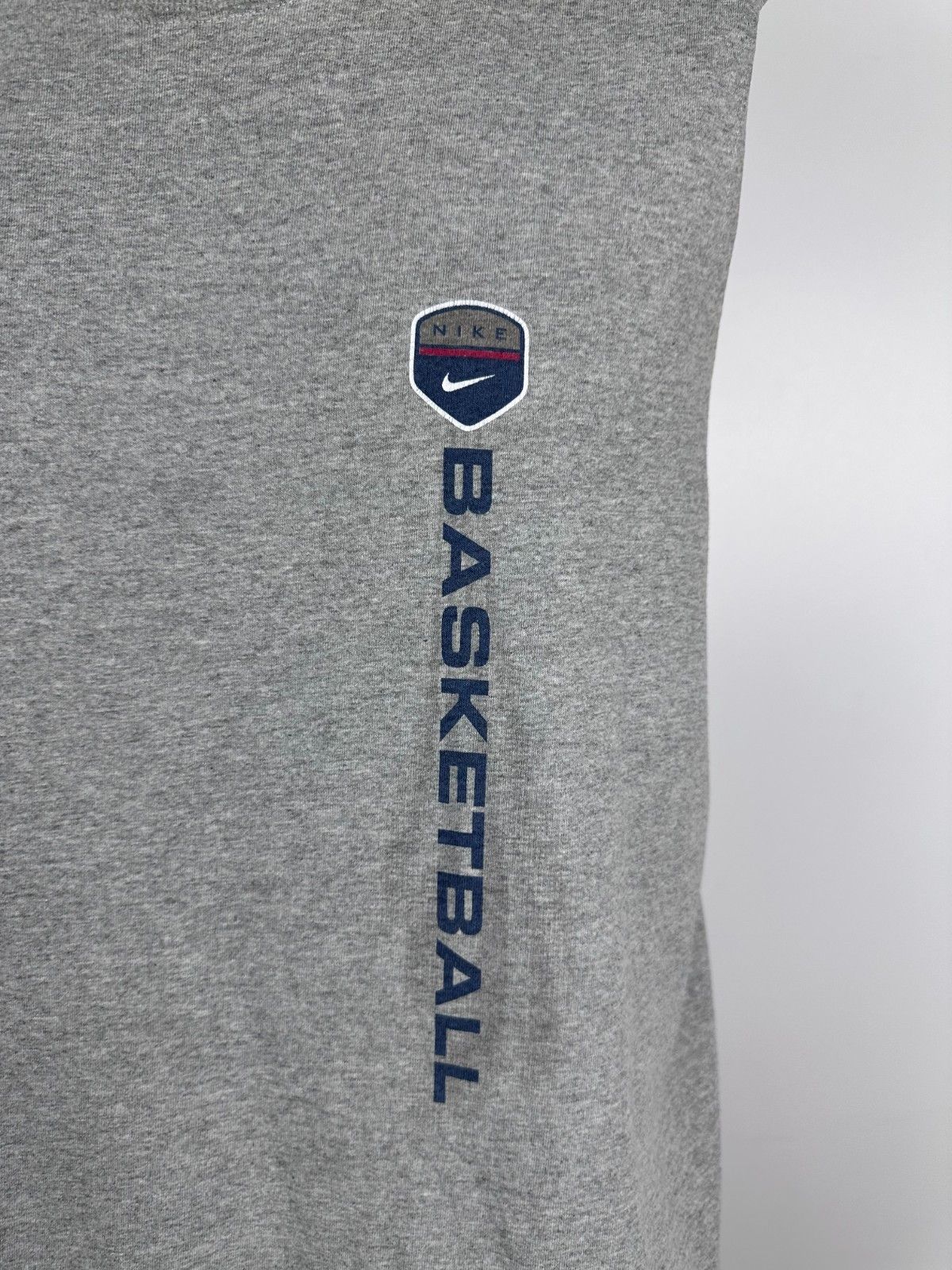 Nike Vintage Nike Basketball Swoosh Logo Gray Jersey T-Shirt USA Size US M / EU 48-50 / 2 - 3 Thumbnail