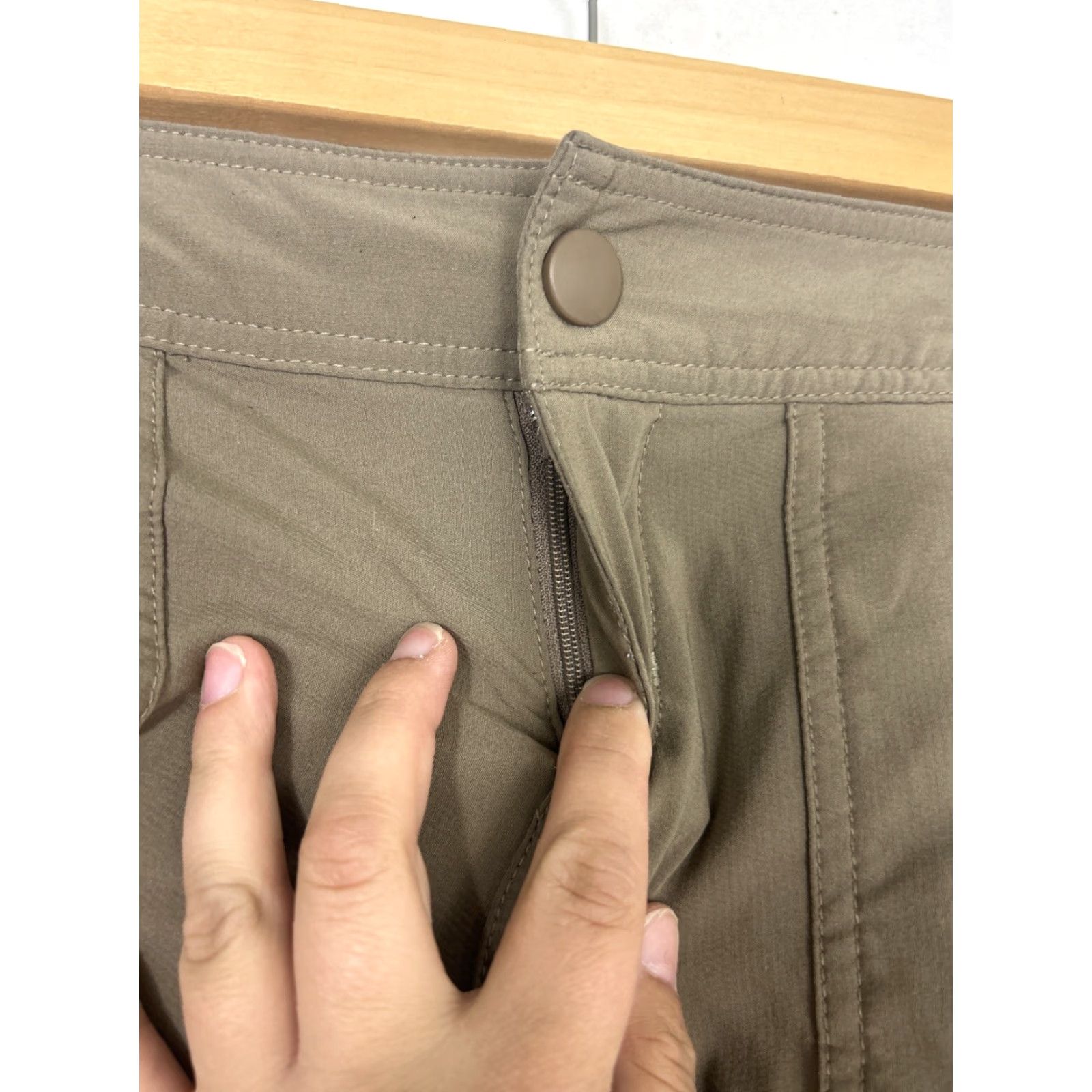 Vintage Columbia Bryce Canyon Pants Womens Medium Beige Omni Shield Jogger Size 32" / US 10 / IT 46 - 7 Thumbnail