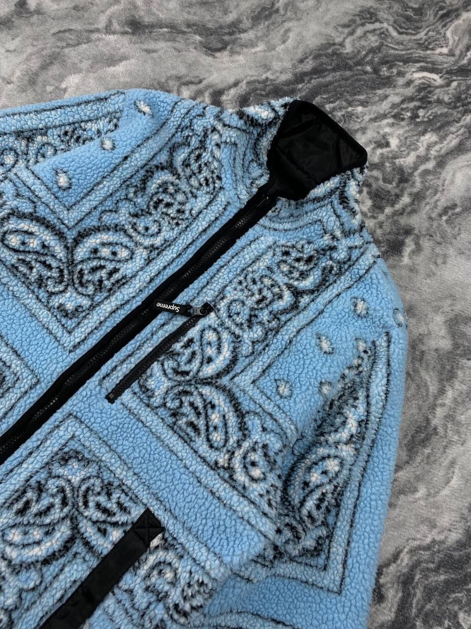 Supreme Supreme Reversible Bandana Fleece Jacket Men Size M Blue Size US M / EU 48-50 / 2 - 3 Thumbnail