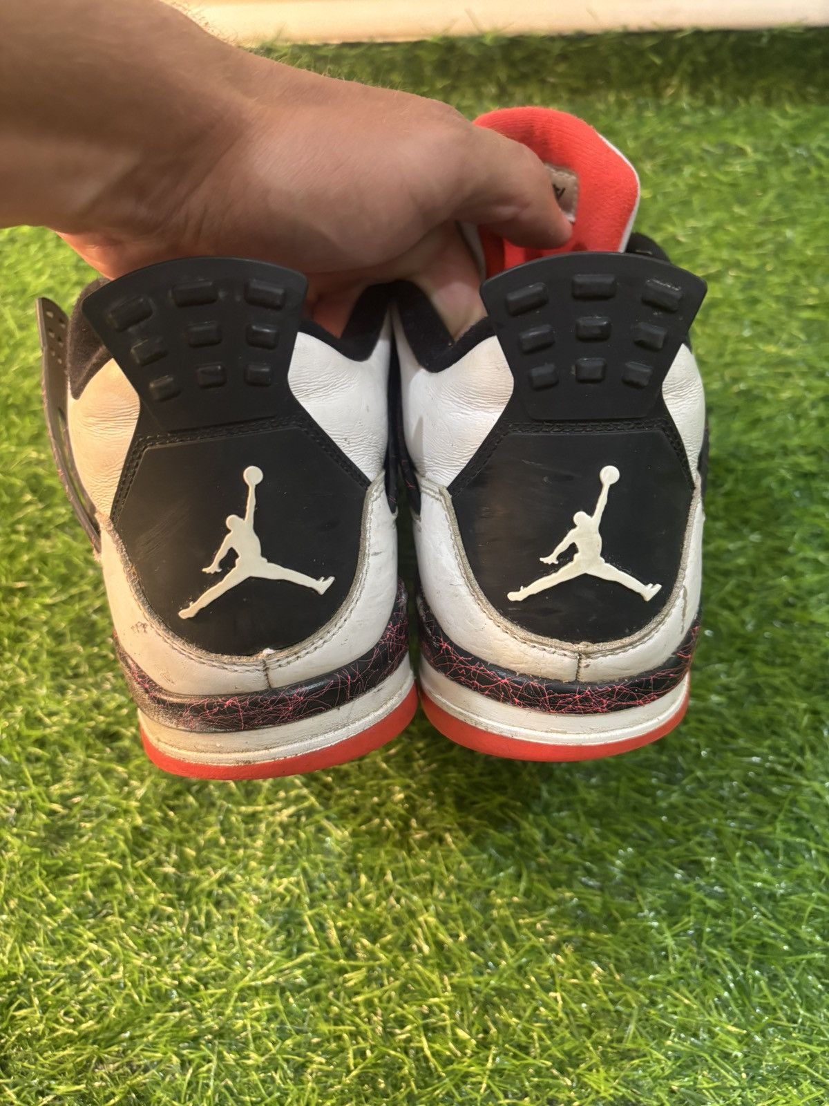 Jordan Brand Jordan 4 pale citron Size US 11.5 / EU 44-45 - 4 Thumbnail