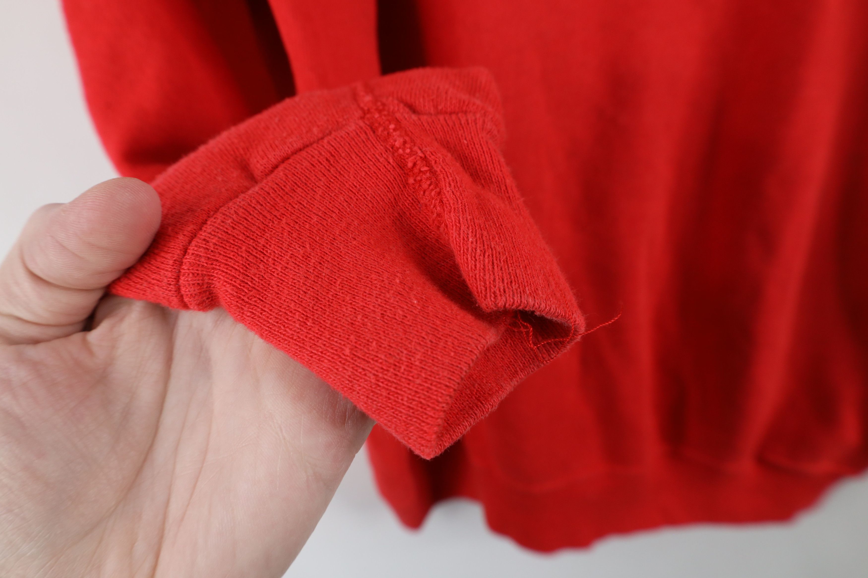 Vintage Vintage 70s Streetwear Gusset Raglan Sweatshirt Red USA Size US L / EU 52-54 / 3 - 7 Thumbnail
