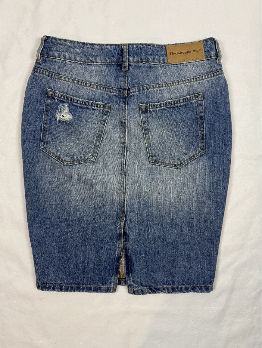 The Kooples Distressed / Ripped Denim Pencil Skirt Size 25" / US 0 / IT 36 - 4 Thumbnail