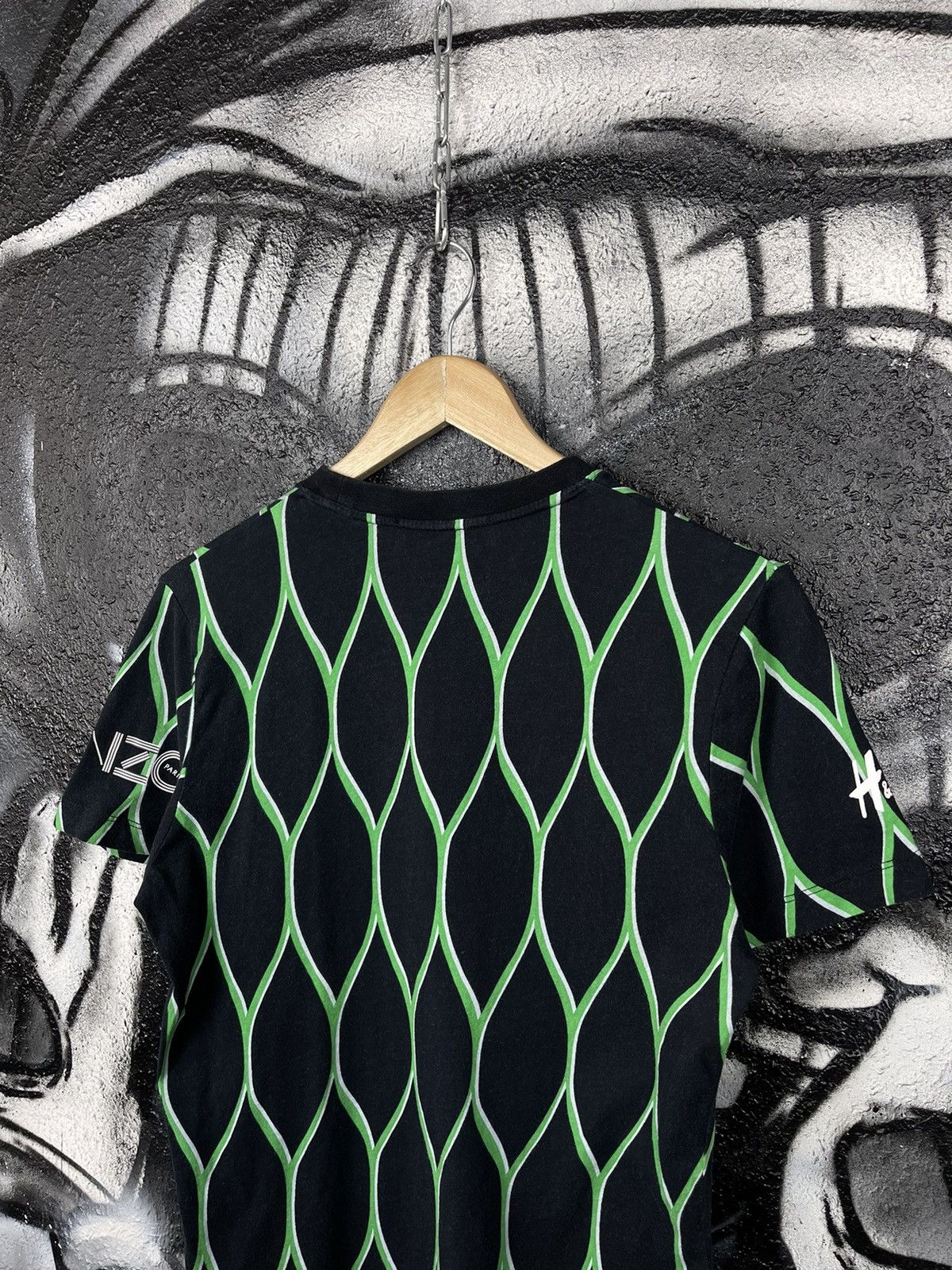 H&M × Kenzo Kenzo x H&M Black/Green Short Sleeve T-Shirt Men’s Size XS Size US XS / EU 42 / 0 - 6 Thumbnail