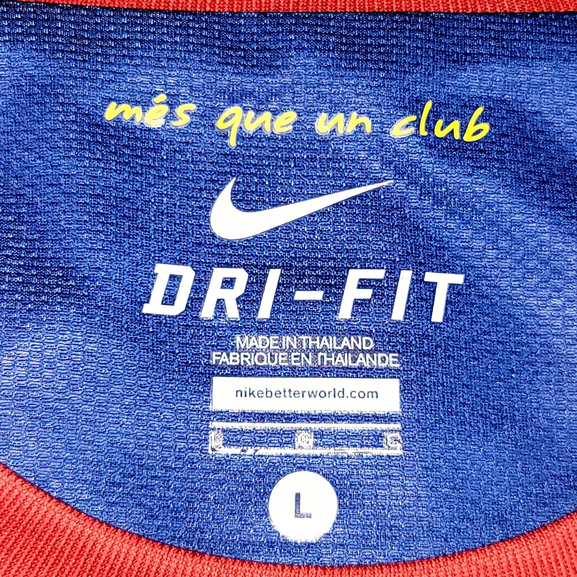 Nike Messi Barcelona 2011 2012 Long Sleeve Soccer Jersey Shirt L Size US L / EU 52-54 / 3 - 5 Thumbnail