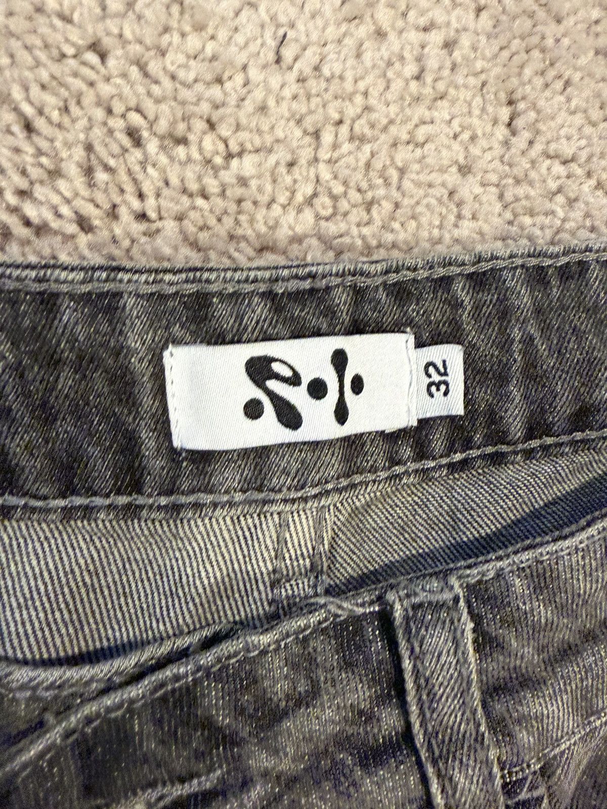 Plus One Clothing Plus one hart jorts Size US 32 / EU 48 - 4 Thumbnail
