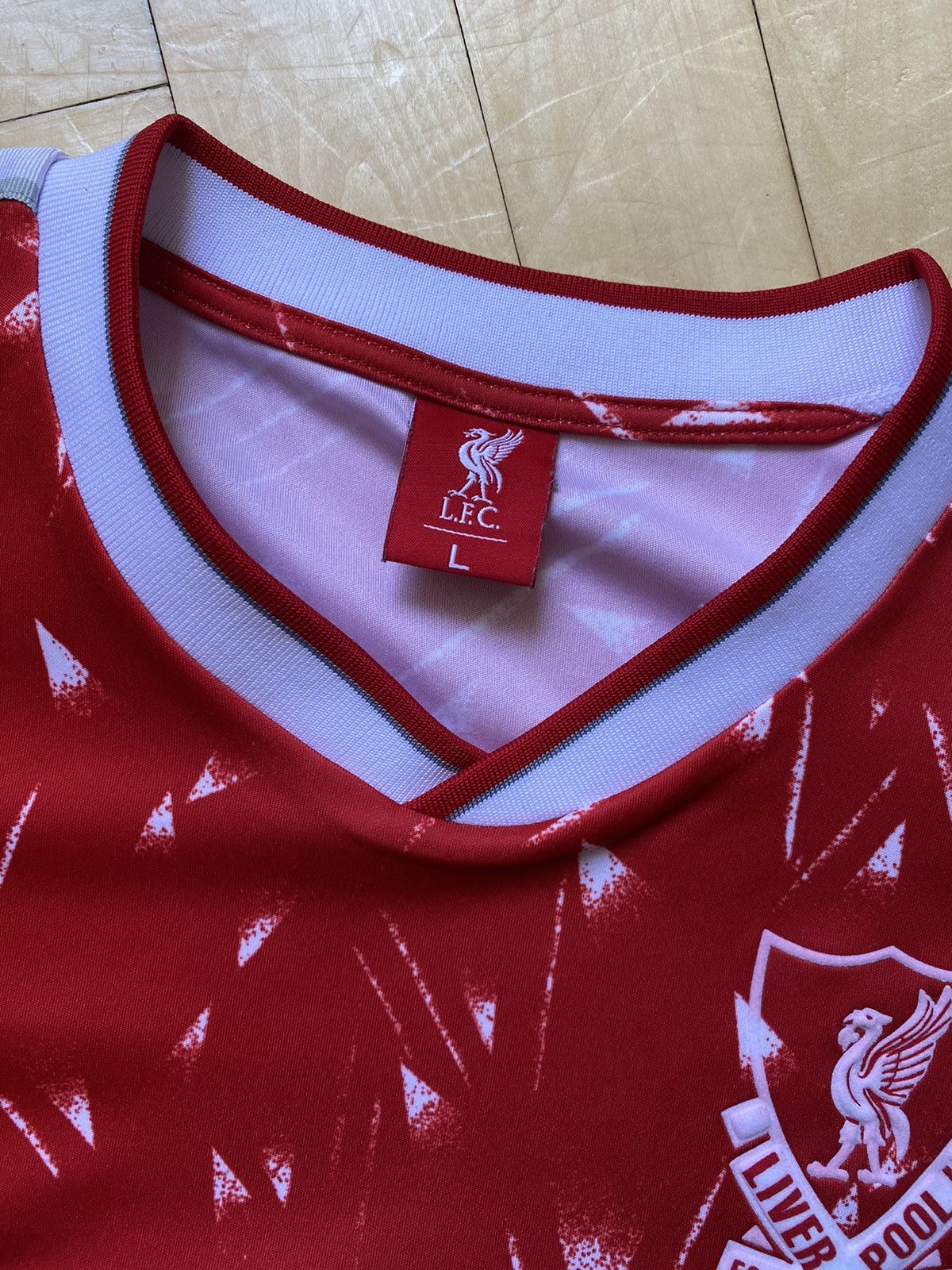 Vintage Vintage Soccer Jersey Liverpool Candy Size L Size US L / EU 52-54 / 3 - 6 Thumbnail