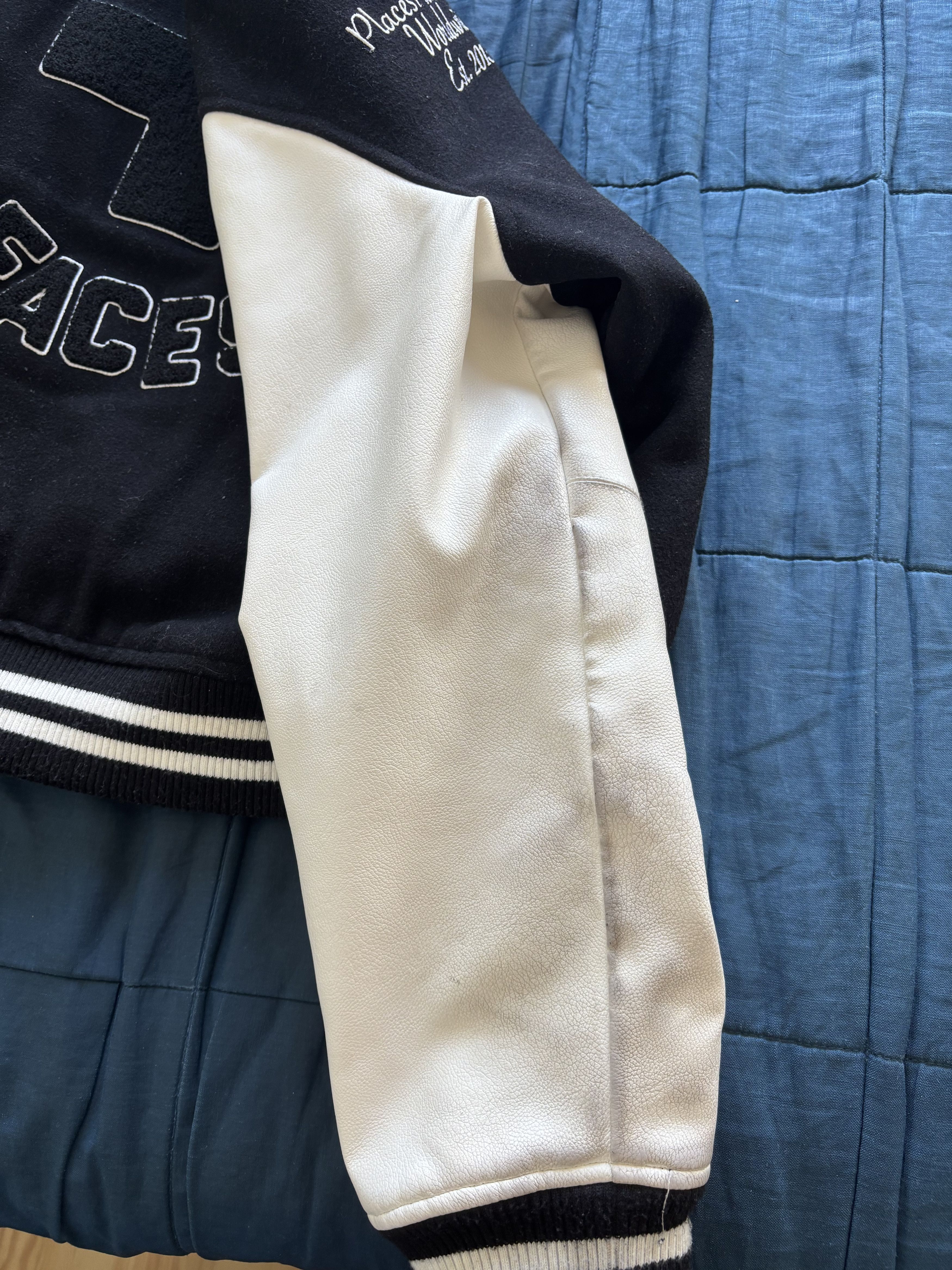 Places + Faces Places + Faces OG Varsity jacket Size US L / EU 52-54 / 3 - 7 Thumbnail