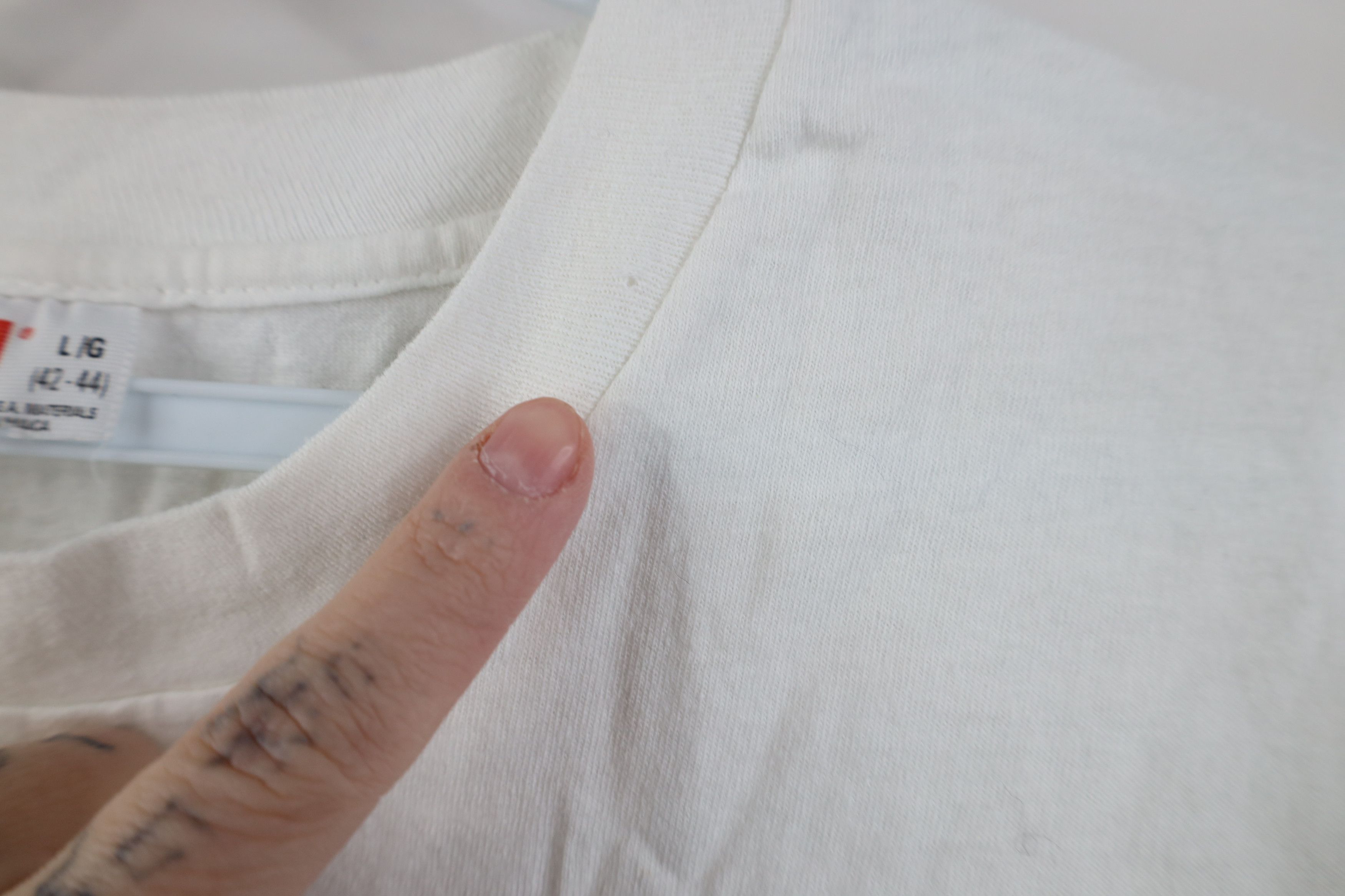Hanes Vintage 90s Hanes Cotton Pocket Short Sleeve T-Shirt White Size US L / EU 52-54 / 3 - 6 Thumbnail
