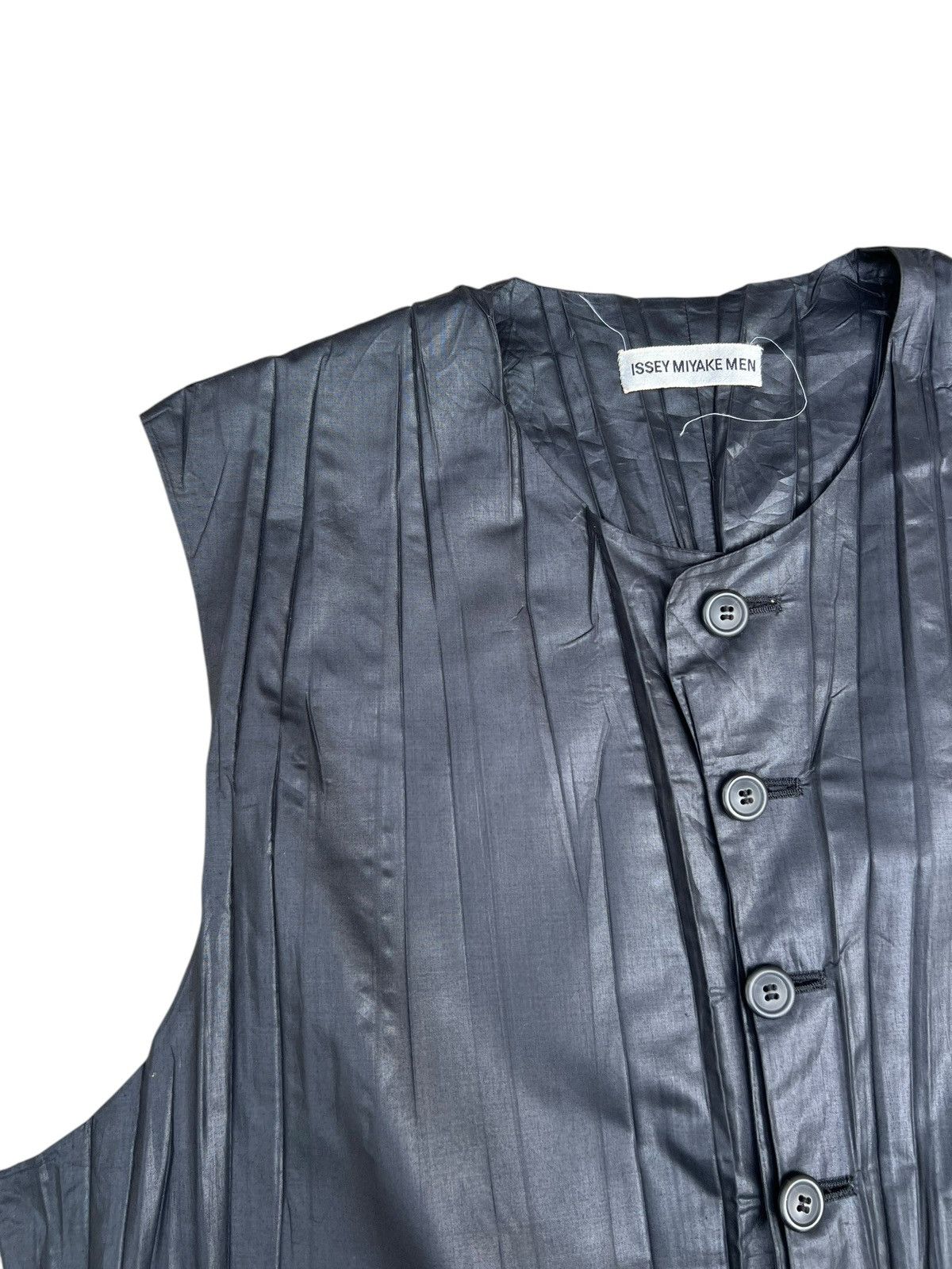 Issey Miyake Vintage Issey Miyake Men Pleated Vest Black Size US M / EU 48-50 / 2 - 3 Thumbnail