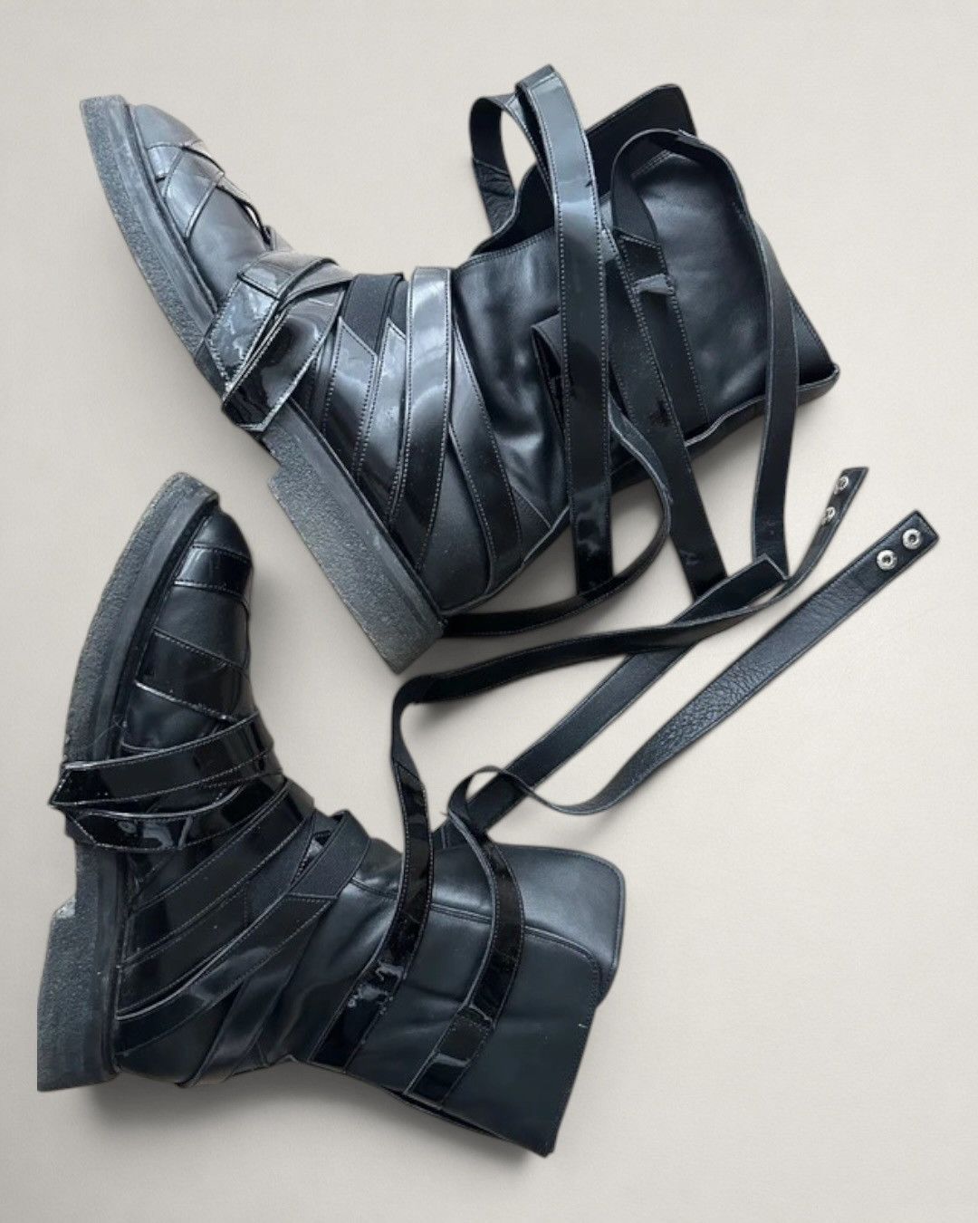 Dior SOLD Dior AW08 „Lumiere Du Nord“ Mummy strap boots Size US 9 / EU 42 - 2 Thumbnail