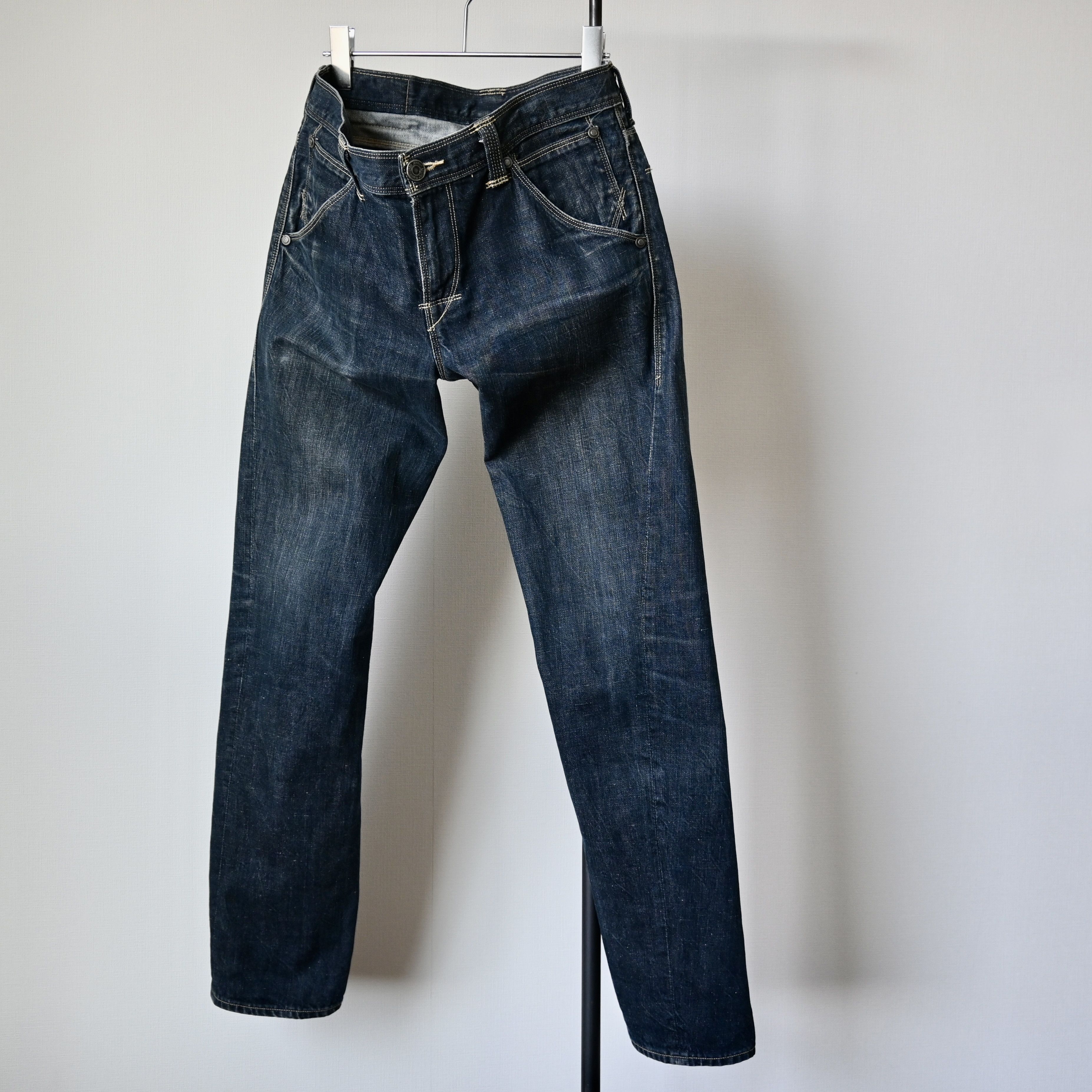 Levi's VTG 2007 Levi's Engineered Jeans, zippered pockets, 33 Size US 33 - 23 Thumbnail