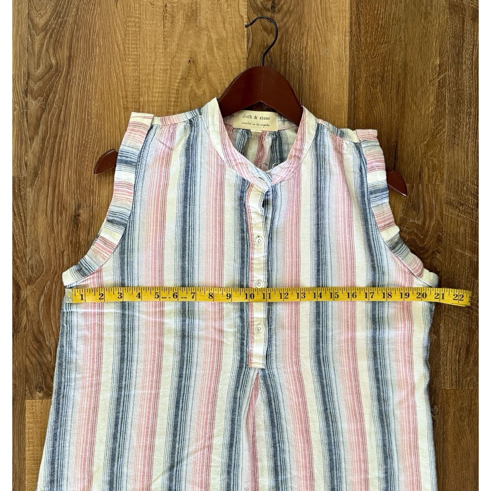 Other Cloth & Stone Anthropologie Womens Rayon Stripe Blouse EUC Size L / US 10 / IT 46 - 4 Thumbnail