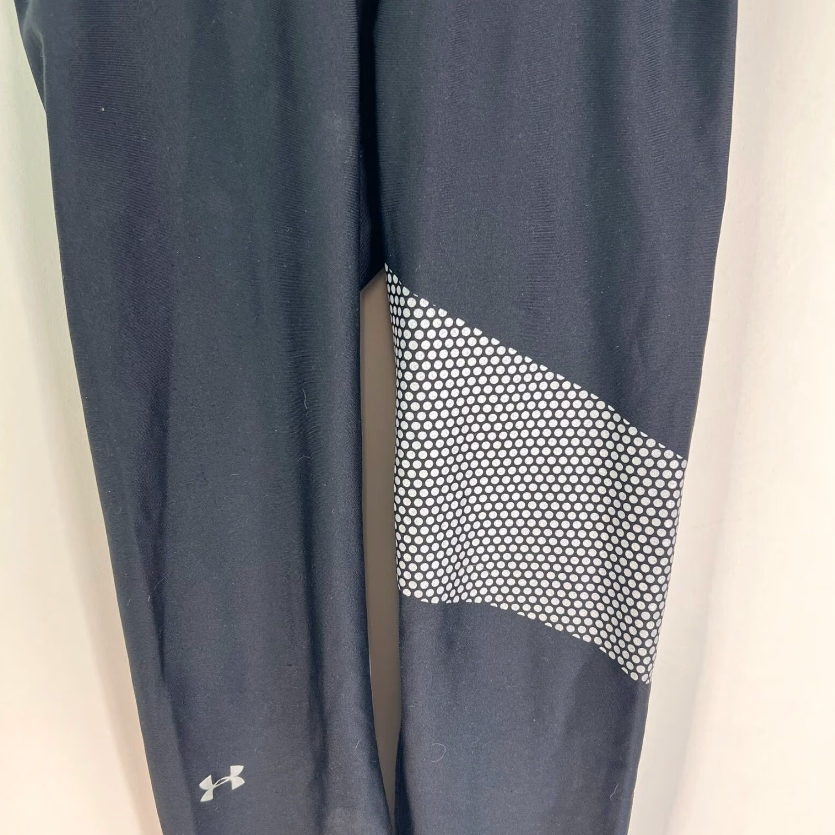 Under Armour UNDER ARMOUR Women's HeatGear Armour Graphic Ankle Crop Leggings M Black Size 32" / US 10 / IT 46 - 3 Thumbnail