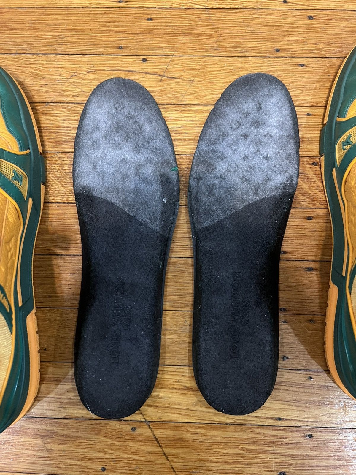 Louis Vuitton Louis Vuitton x Virgil Abloh “College Green” Trainer LV10 Size US 11 / EU 44 - 11 Thumbnail